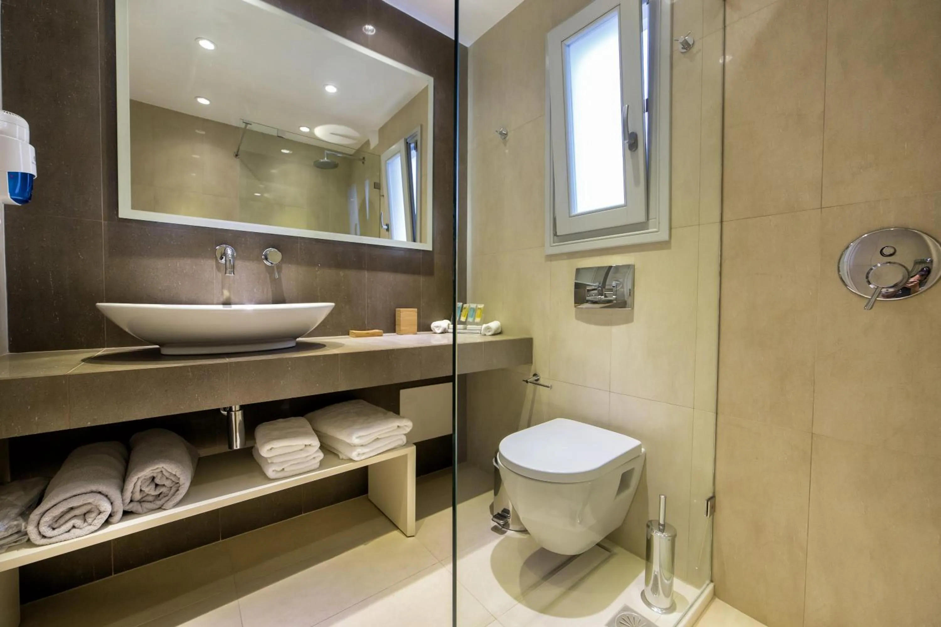 Bathroom in Anemomylos Residence