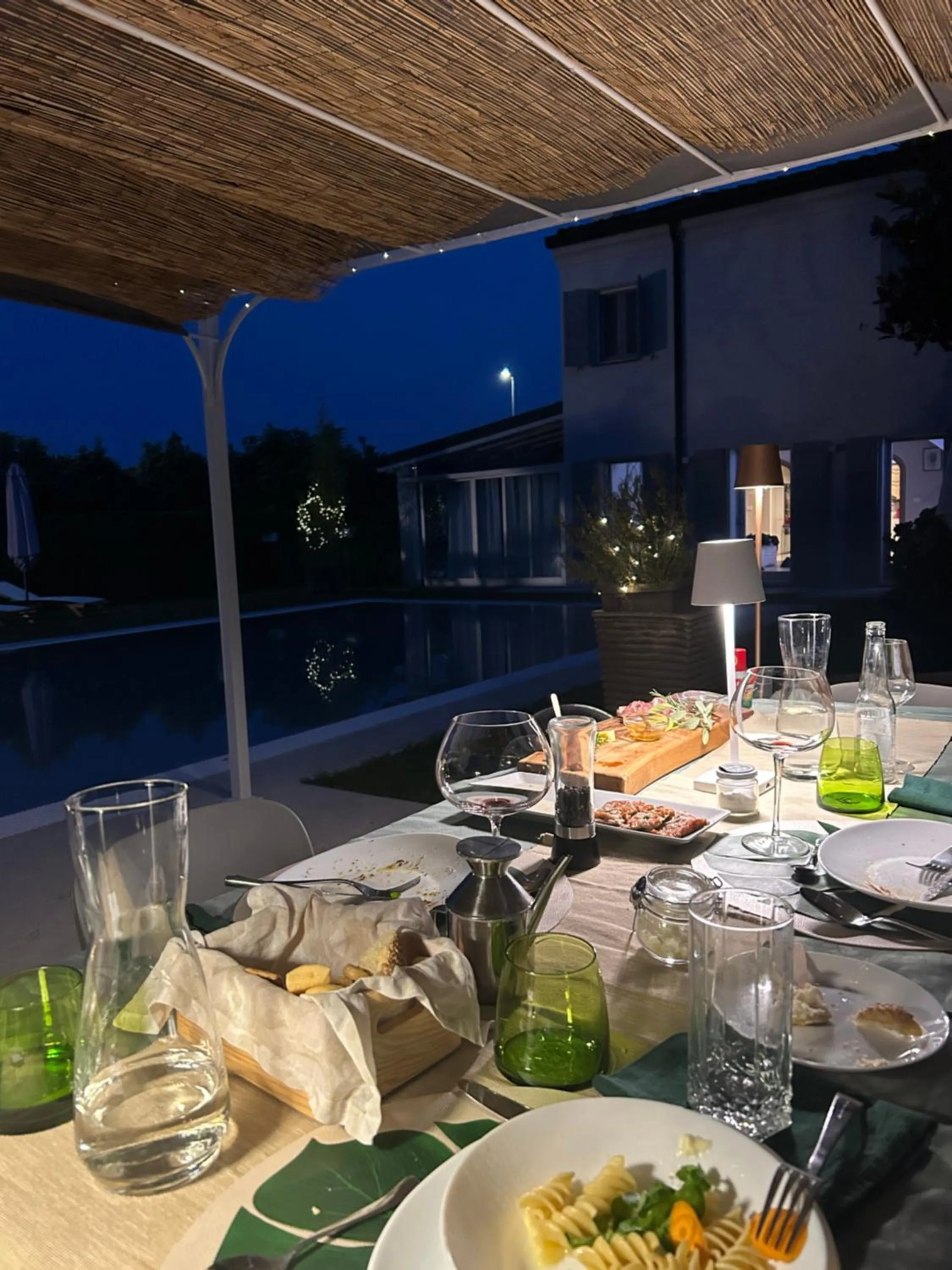 Restaurant/places to eat in La Celeste Galeria