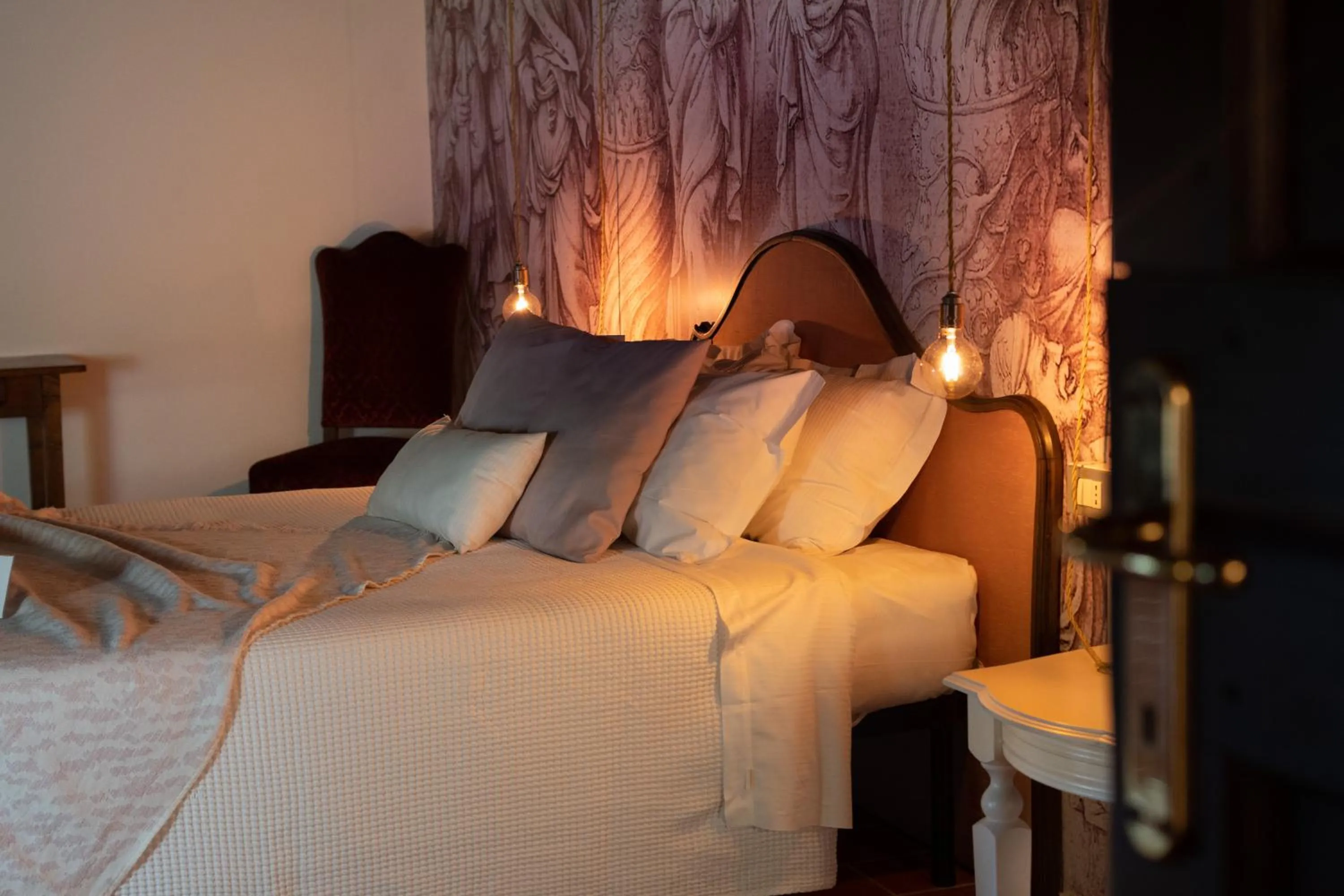 Decorative detail, Bed in La Celeste Galeria