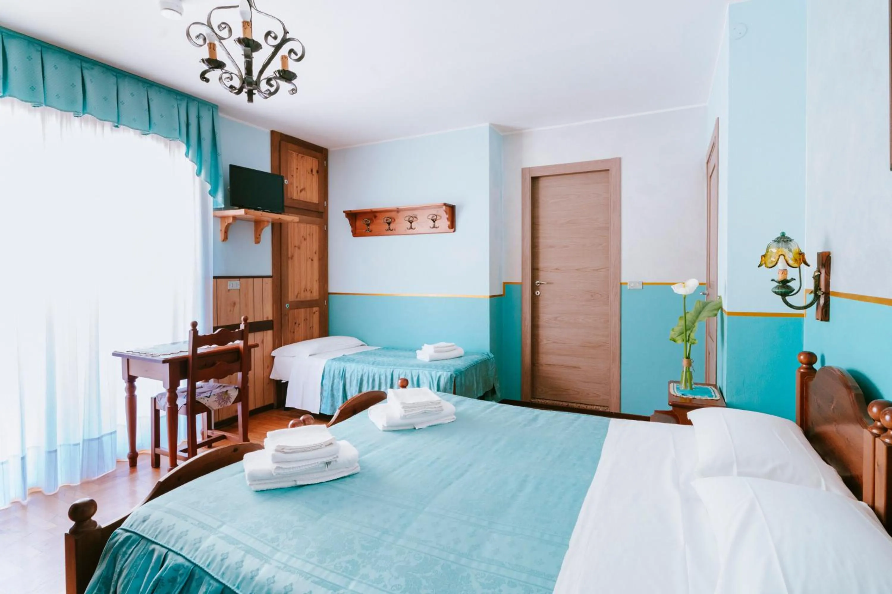 Bed in Hotel Napoleon