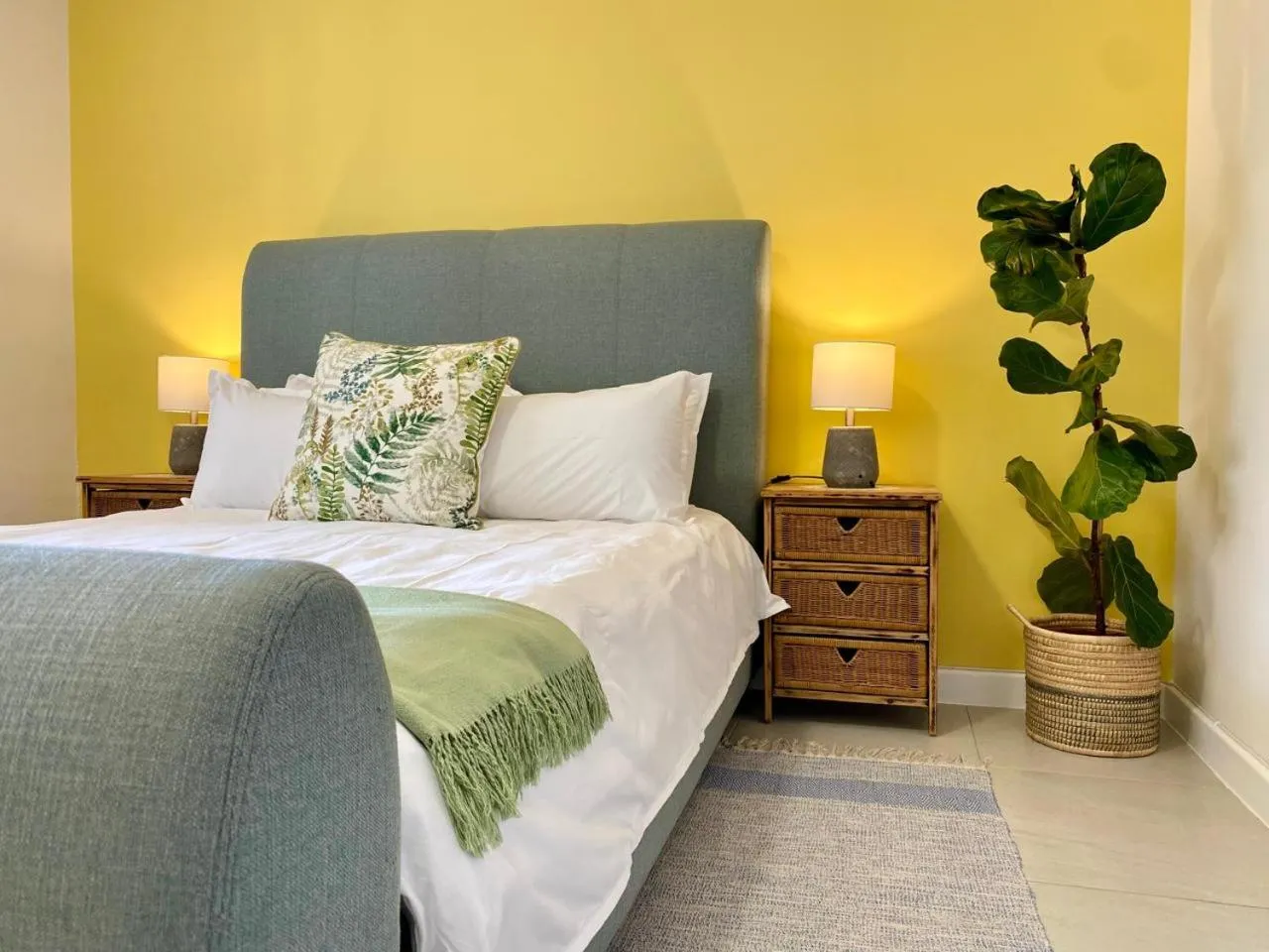 Bedroom, Bed in Anchor's Rest