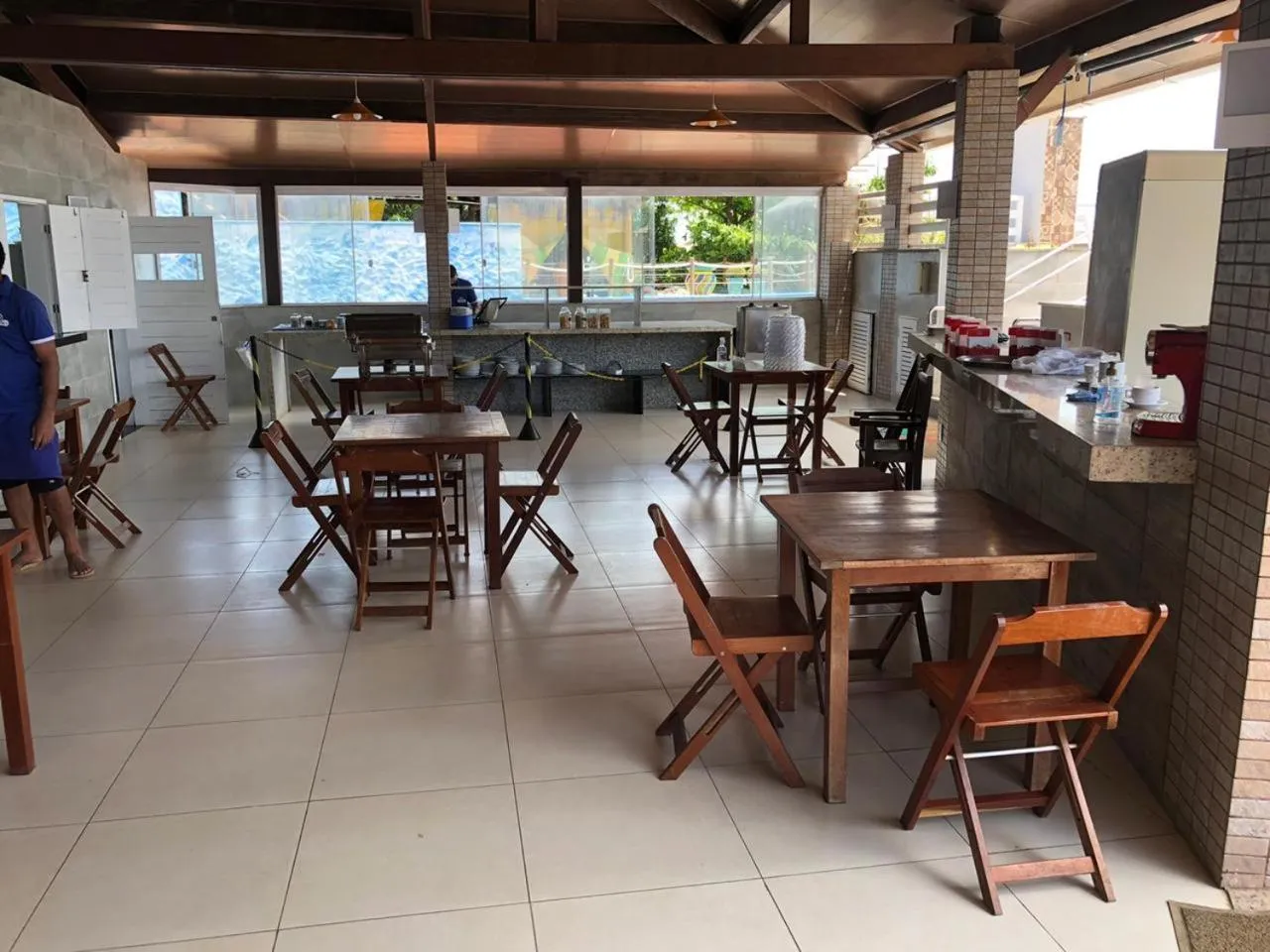 Restaurant/places to eat in Flat Pipa's Bay 221