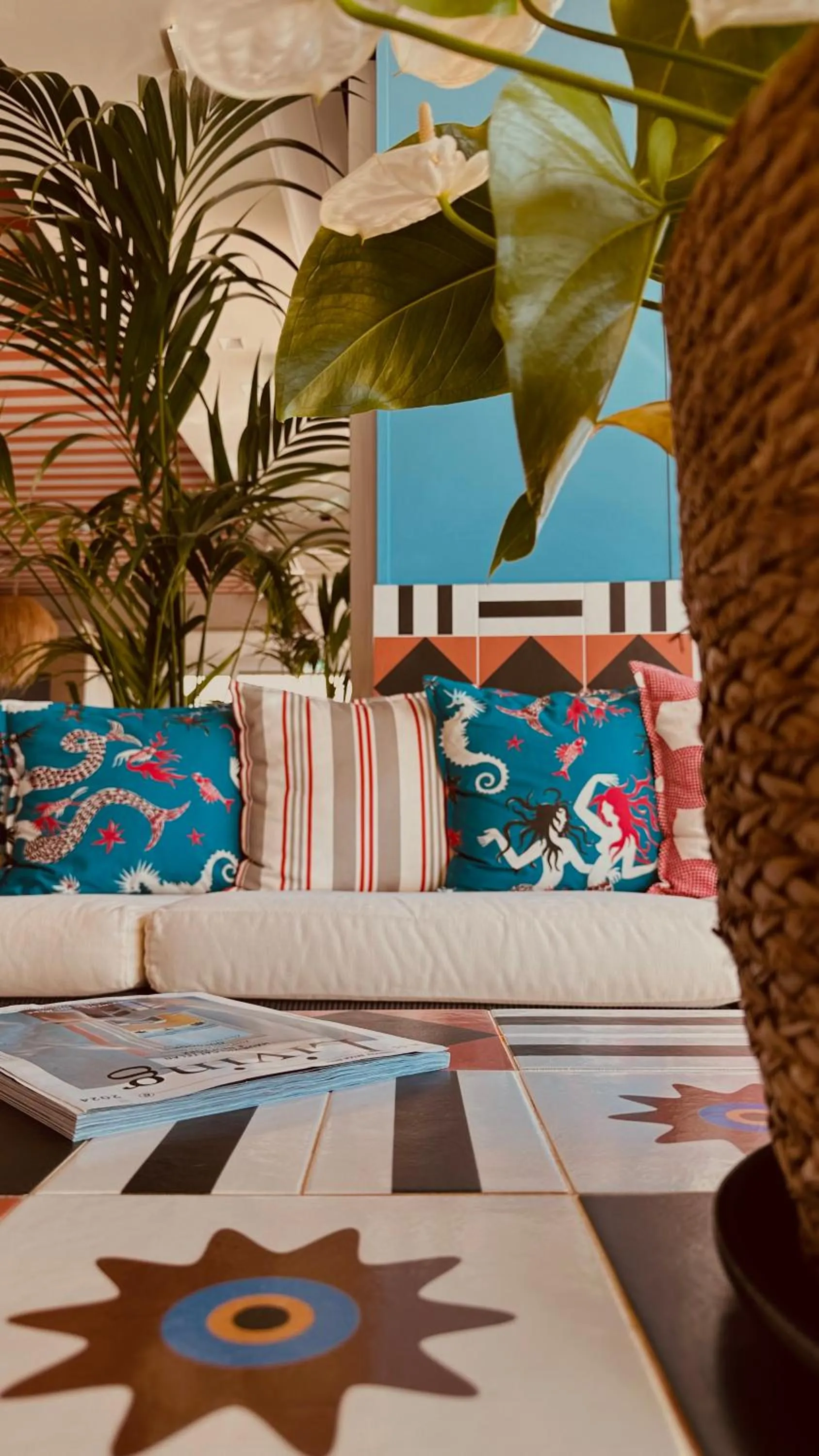 Lobby or reception, Bed in MARITTIMO Riccione - Hotel Clipper FRONTE MARE