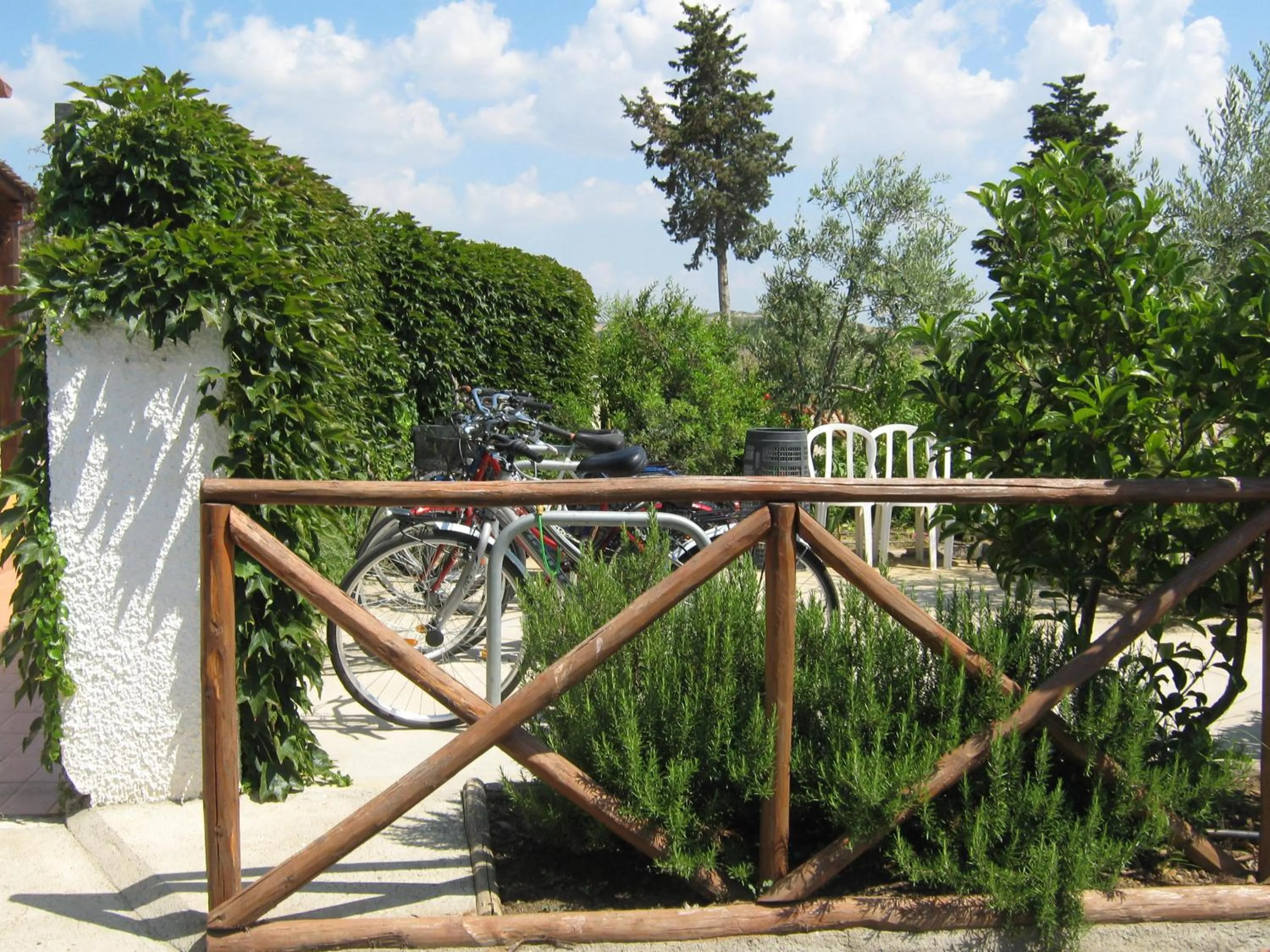 Cycling in Hotel La Torricella