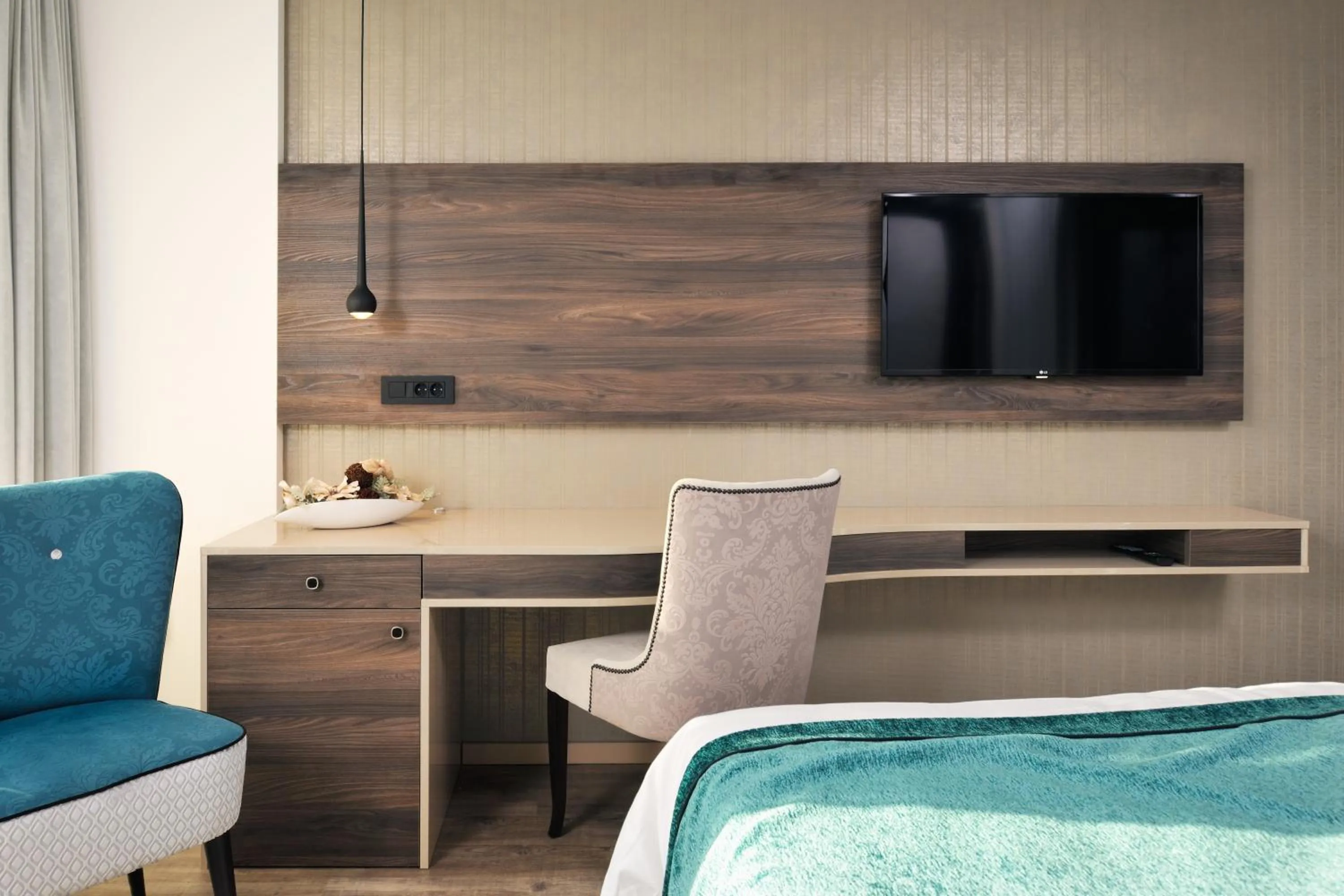 Bedroom, Bed in Postojna Cave Hotel Jama