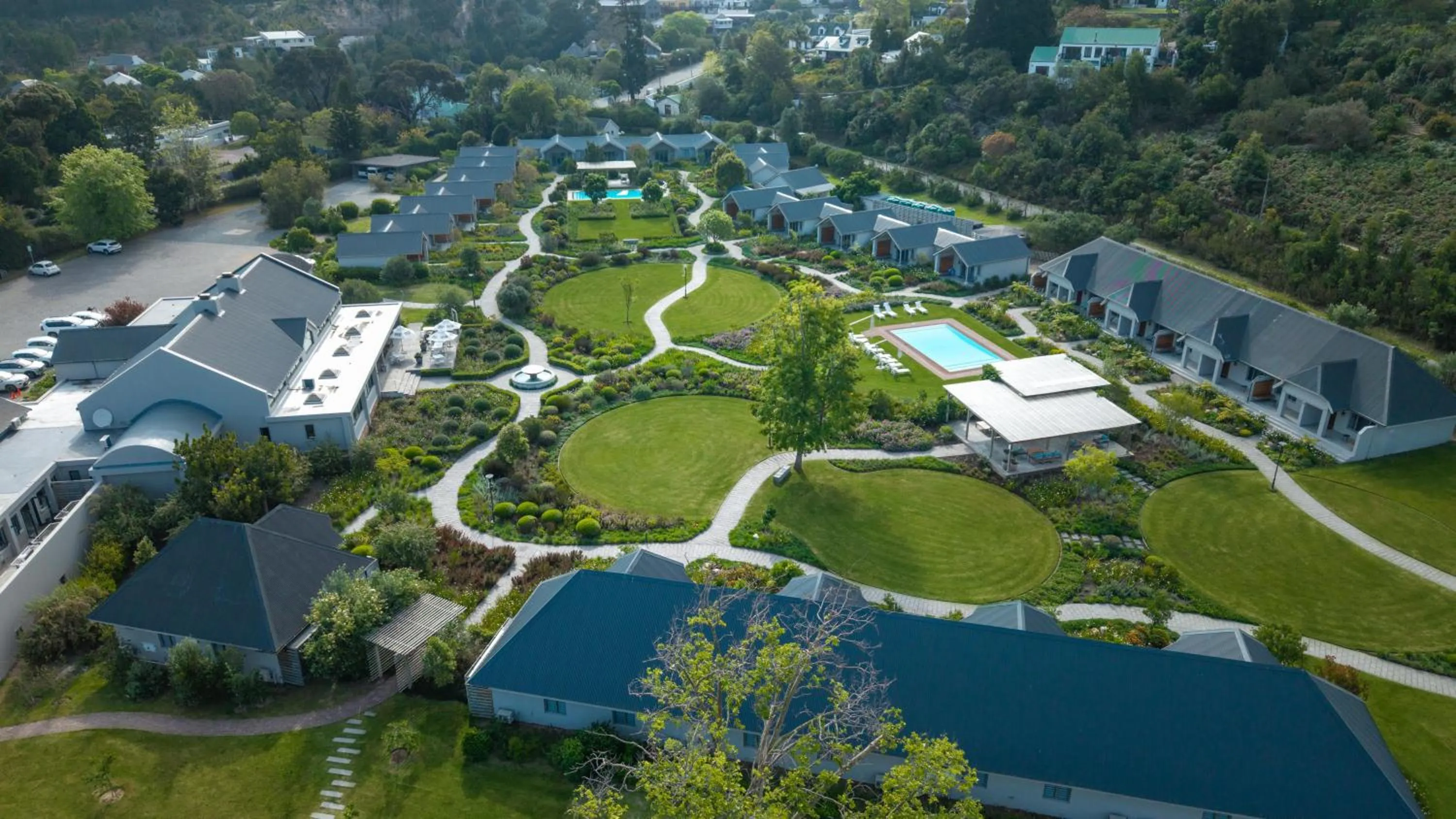 Property building in Knysna Hollow Country Estate