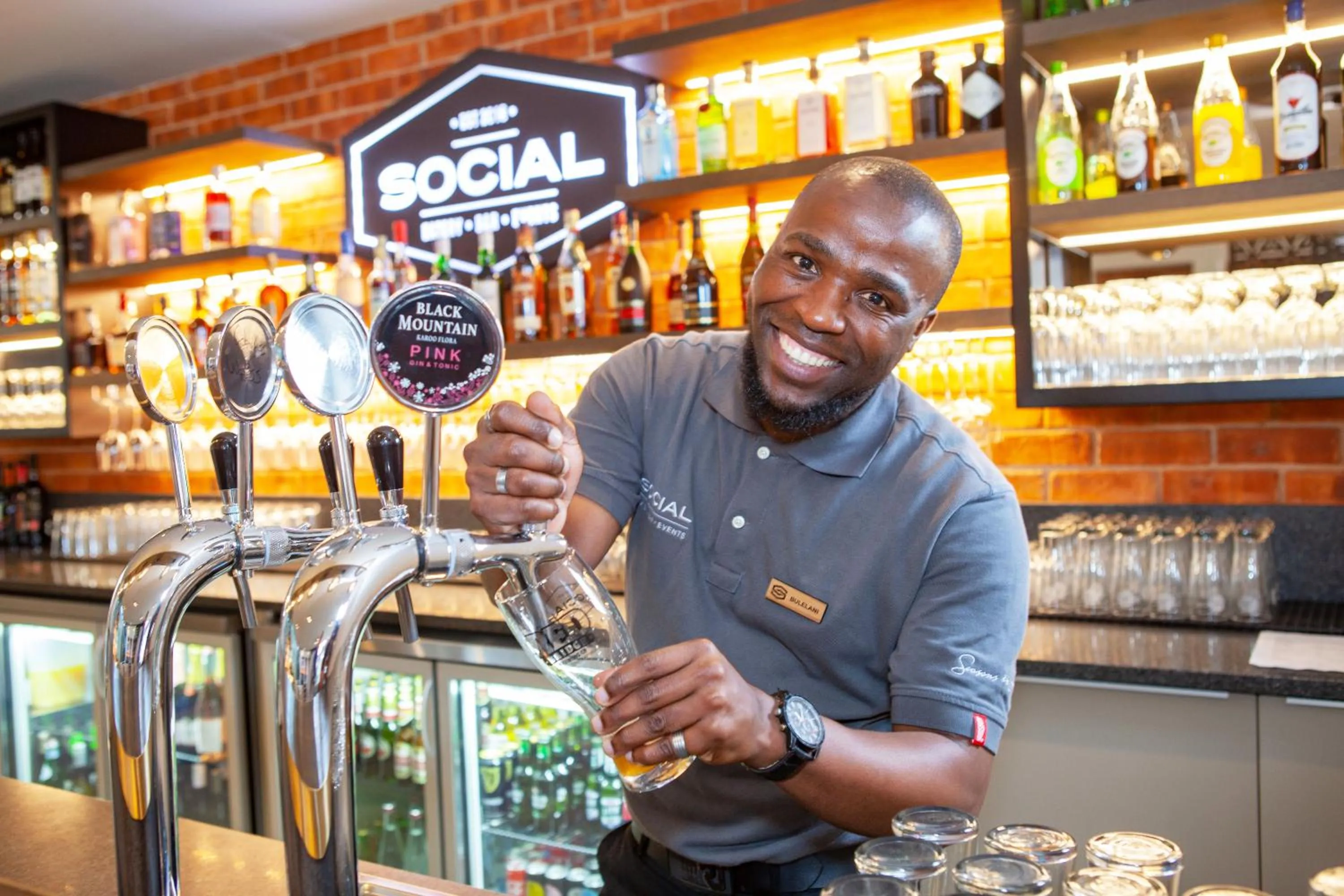 Lounge or bar in Knysna Hollow Country Estate