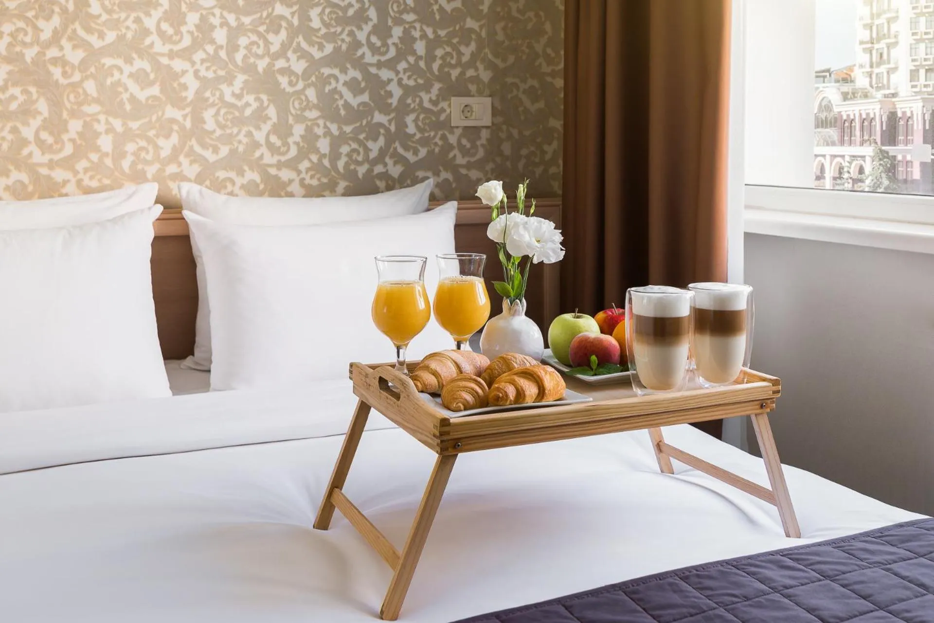 Bedroom in Arcadia Hotel