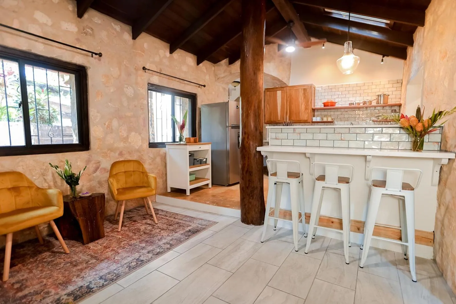 Kitchen or kitchenette in Sattva Land