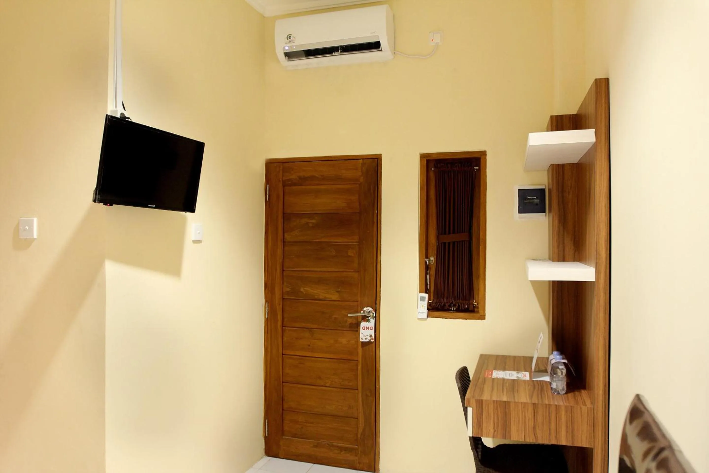 Bedroom in Hotel O Rumah Ayub Syariah