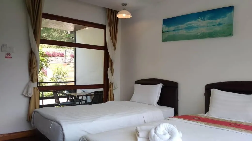 Bedroom, Bed in Ayana Holiday Resort
