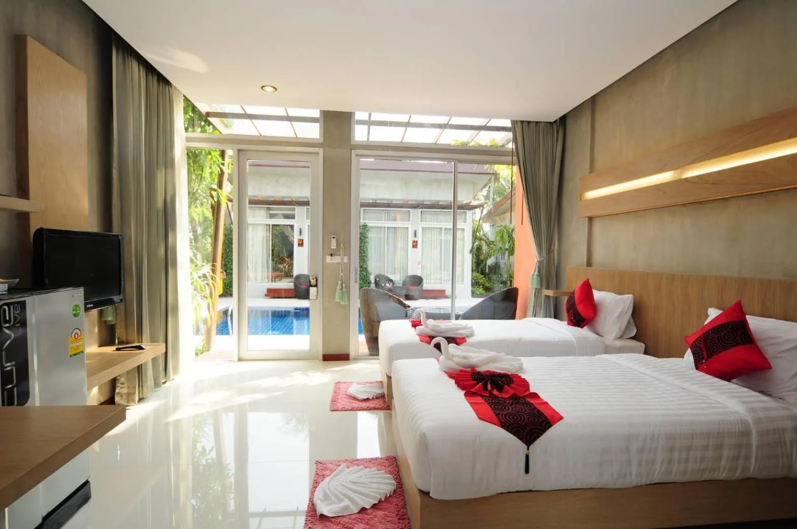 Bed in Phu NaNa Boutique Hotel - SHA Plus