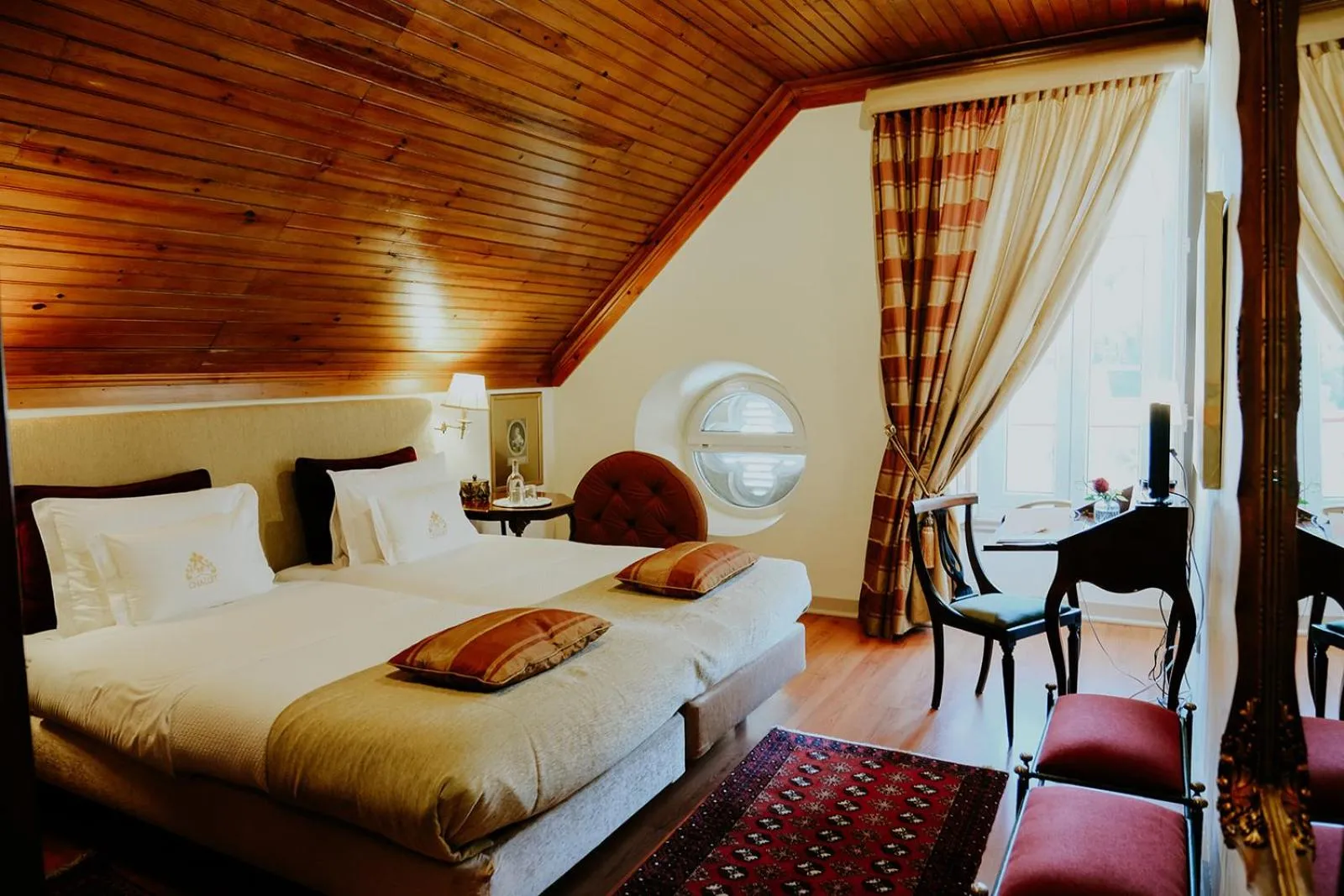 Photo of the whole room, Bed in Challet Fonte Nova