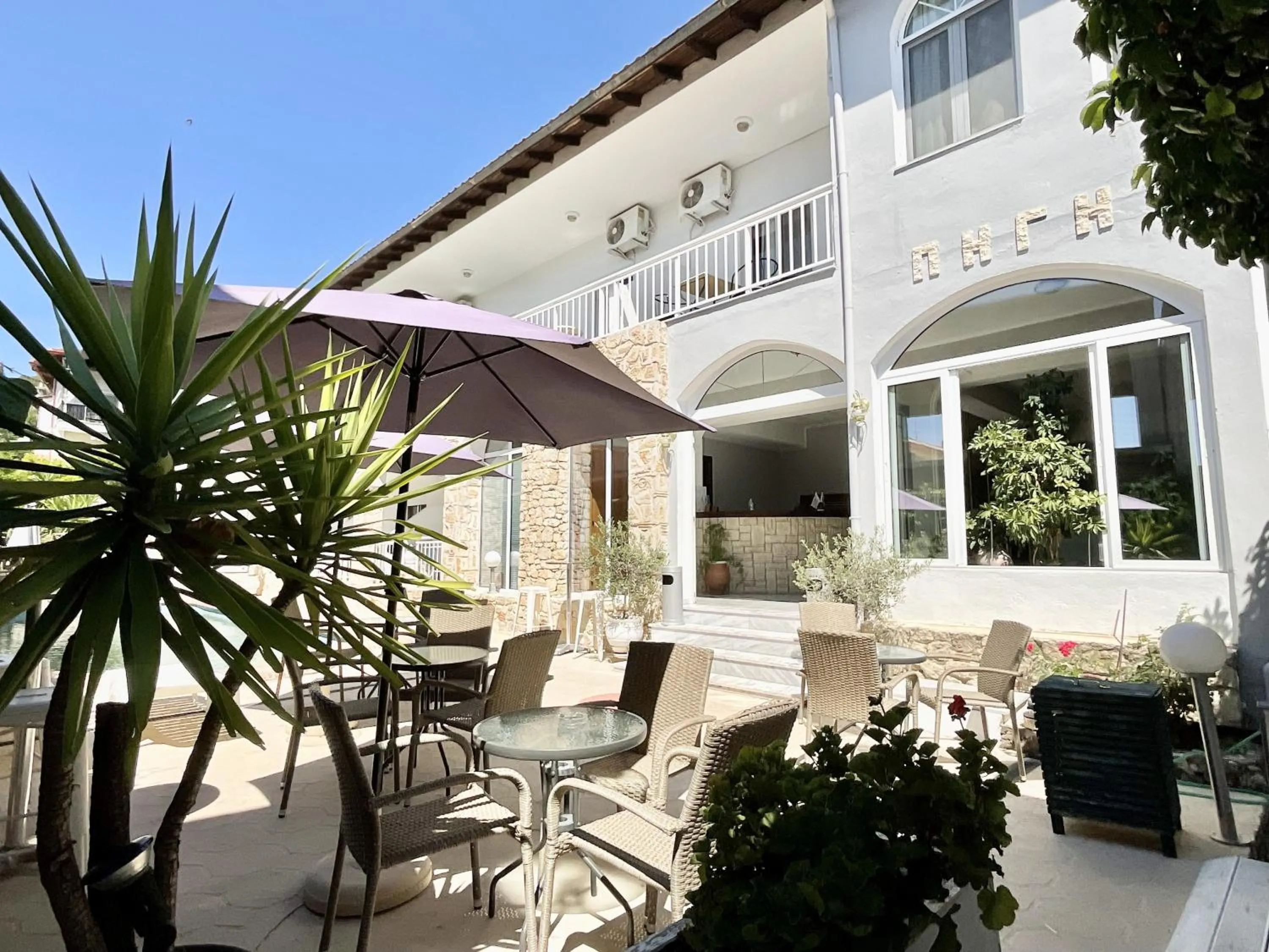 Property building in Hotel Pighi