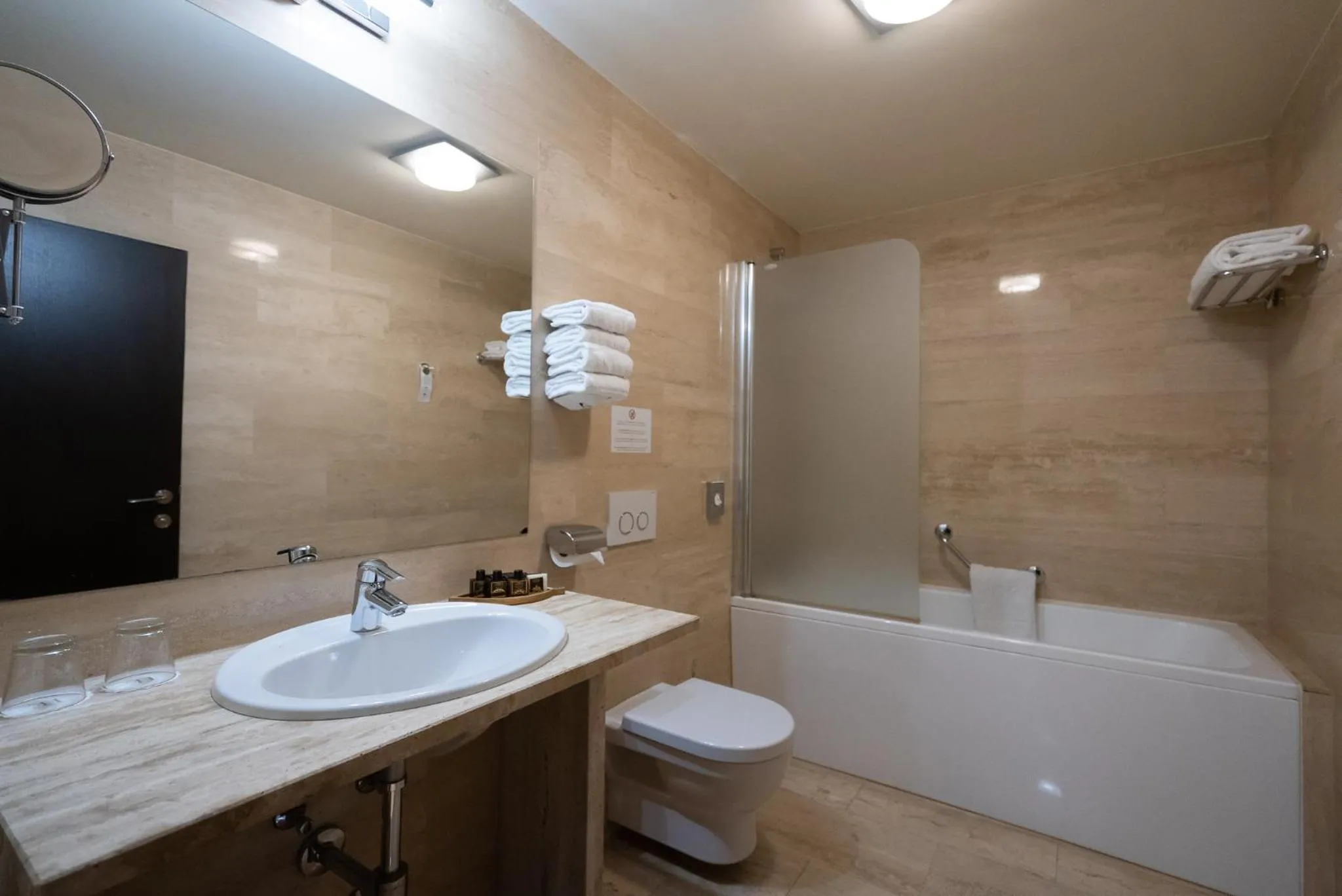 Shower in Hotel Evropa