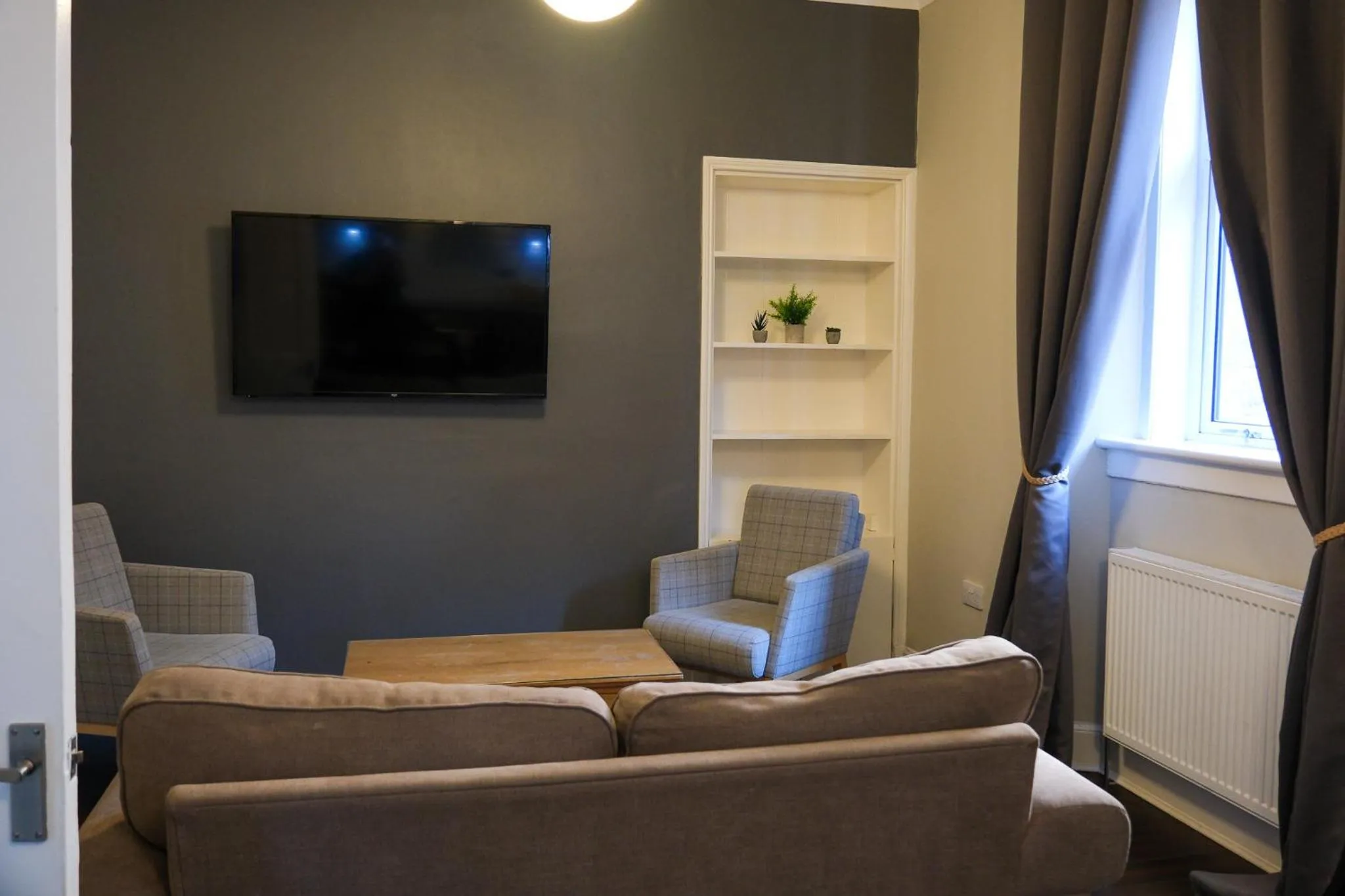 Living room in The Glen Mhor Apartments