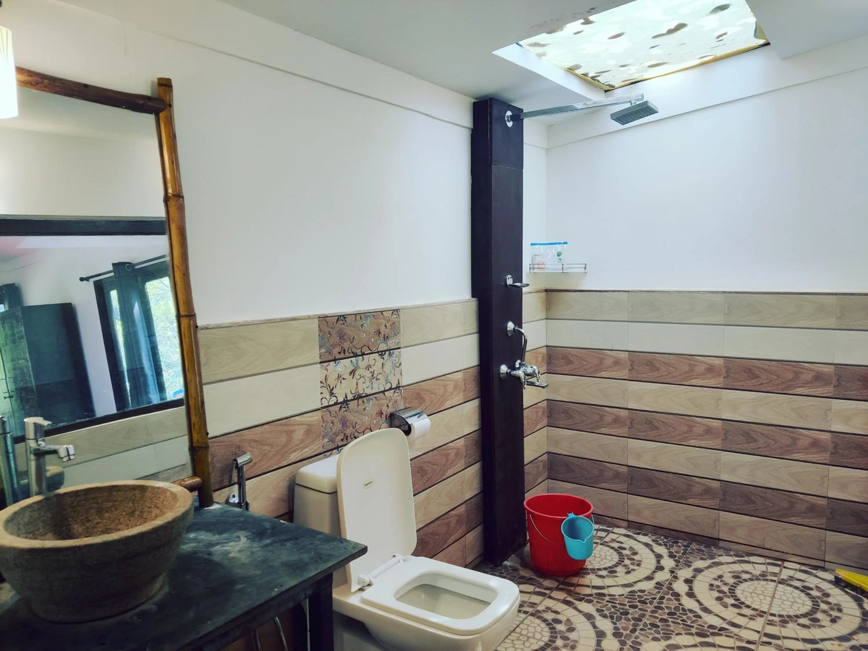 Shower in Samyama Retreat