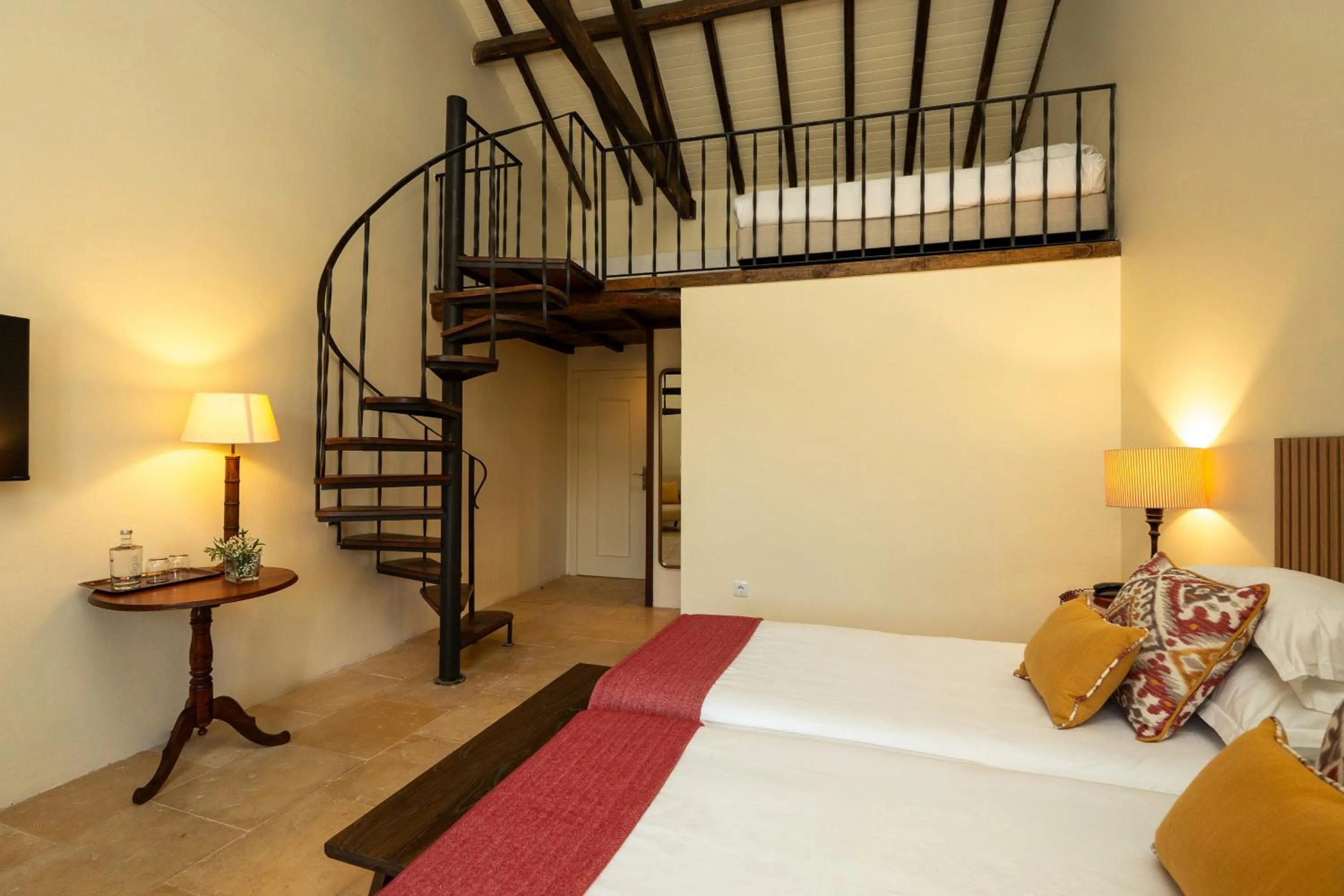 Bed in The Manor House Celeirós