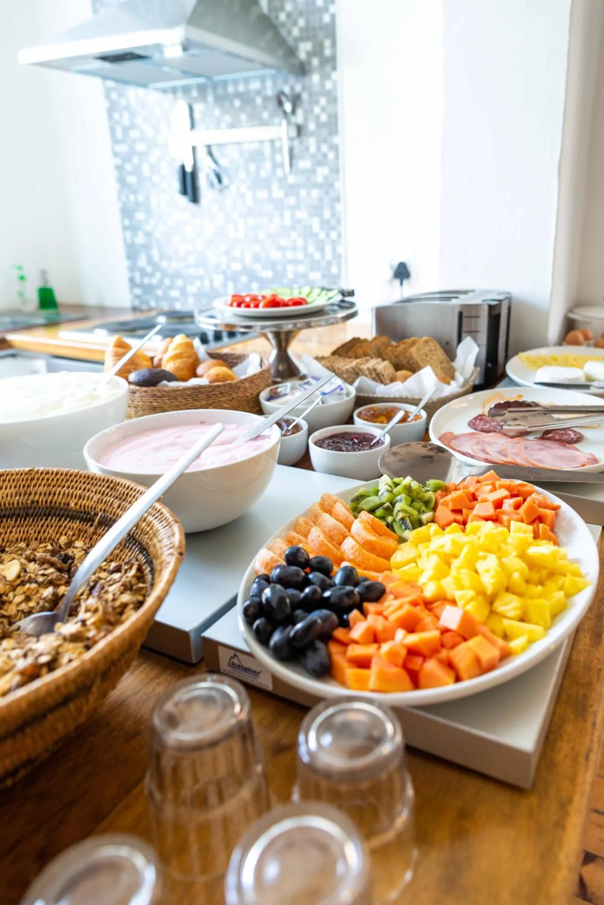 Breakfast in Antrim Villa by Antrim Collection