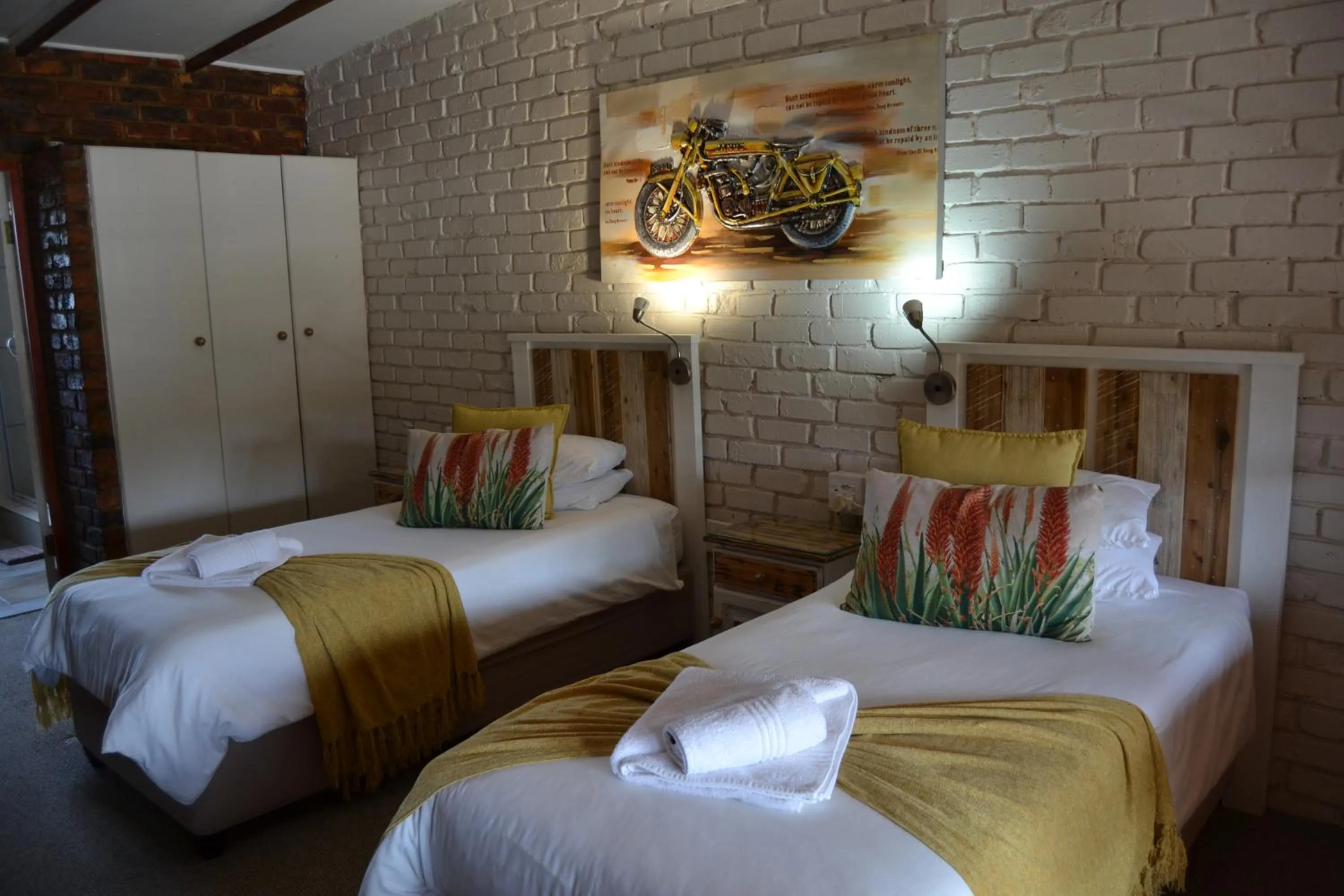 Bed in Storms River Guest Lodge