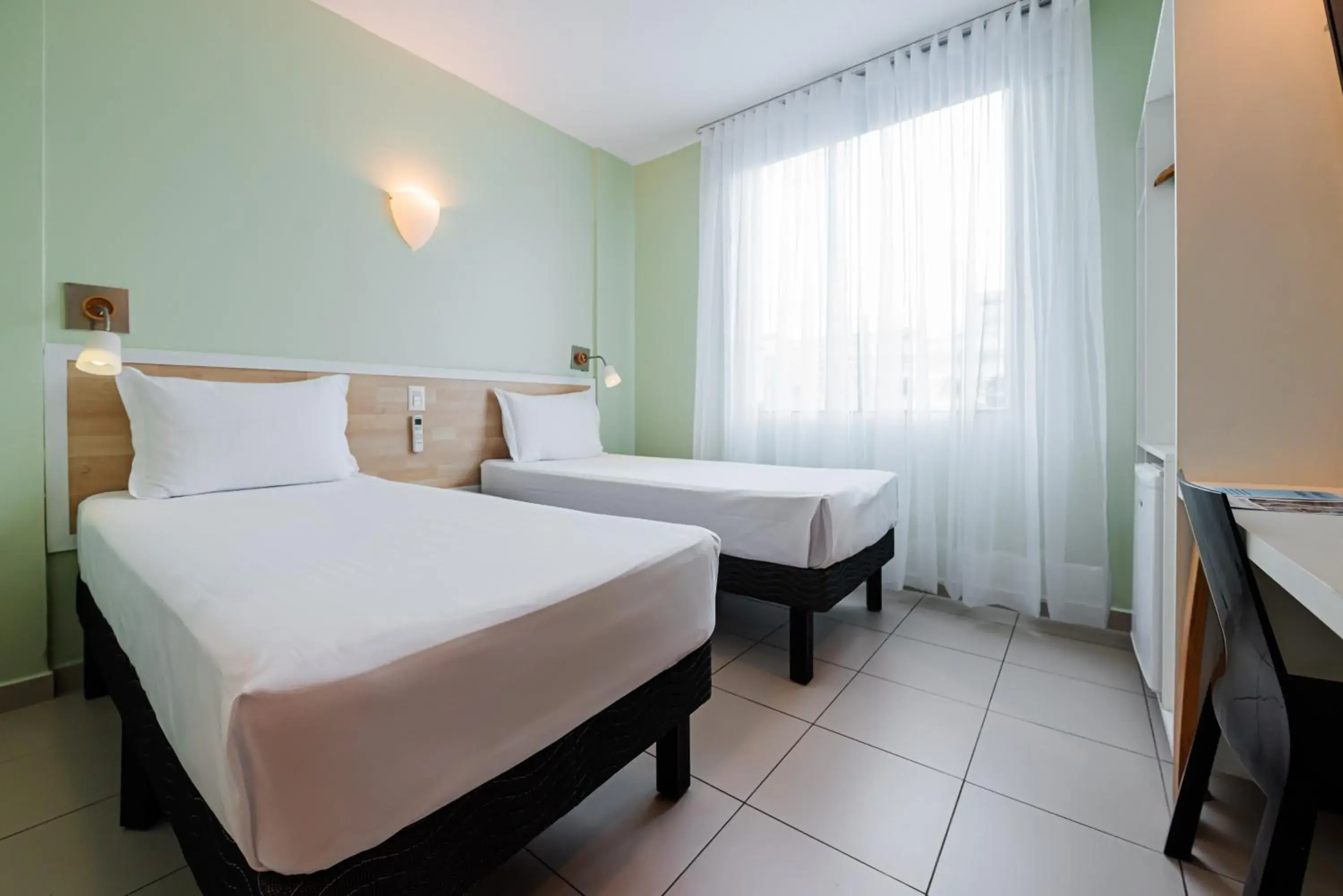 Standard Apartment with Two Single Beds in ibis Styles Manaus Standard Apartment with Two Single Beds in ibis Styles Manaus