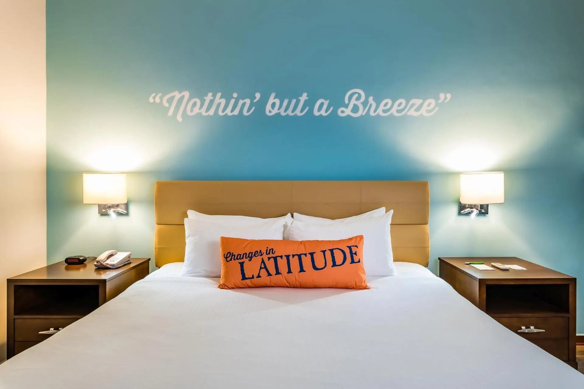 Bedroom, Bed in Margaritaville Beach Resort Playa Flamingo