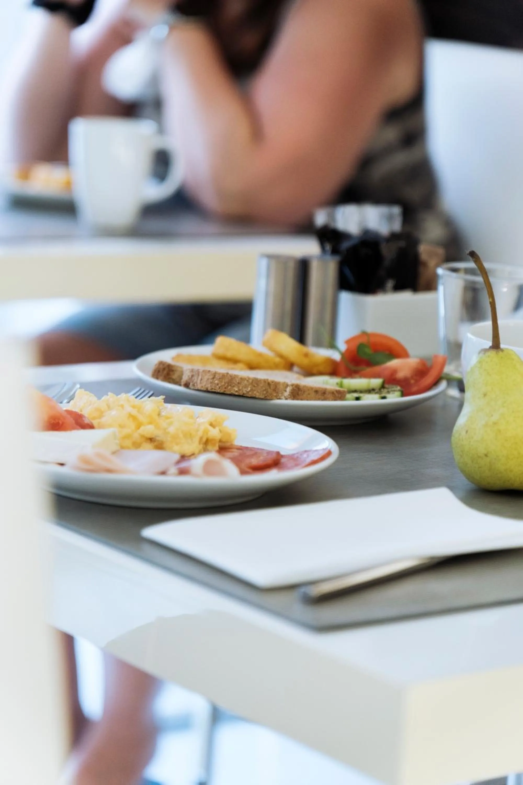 Restaurant/places to eat in DoubleTree by Hilton Lisbon Fontana Park