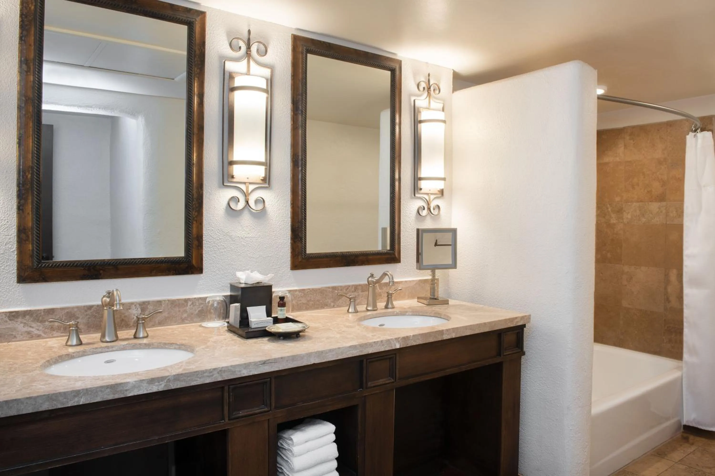 Bathroom in La Posada De Santa Fe, a Tribute Portfolio Resort & Spa