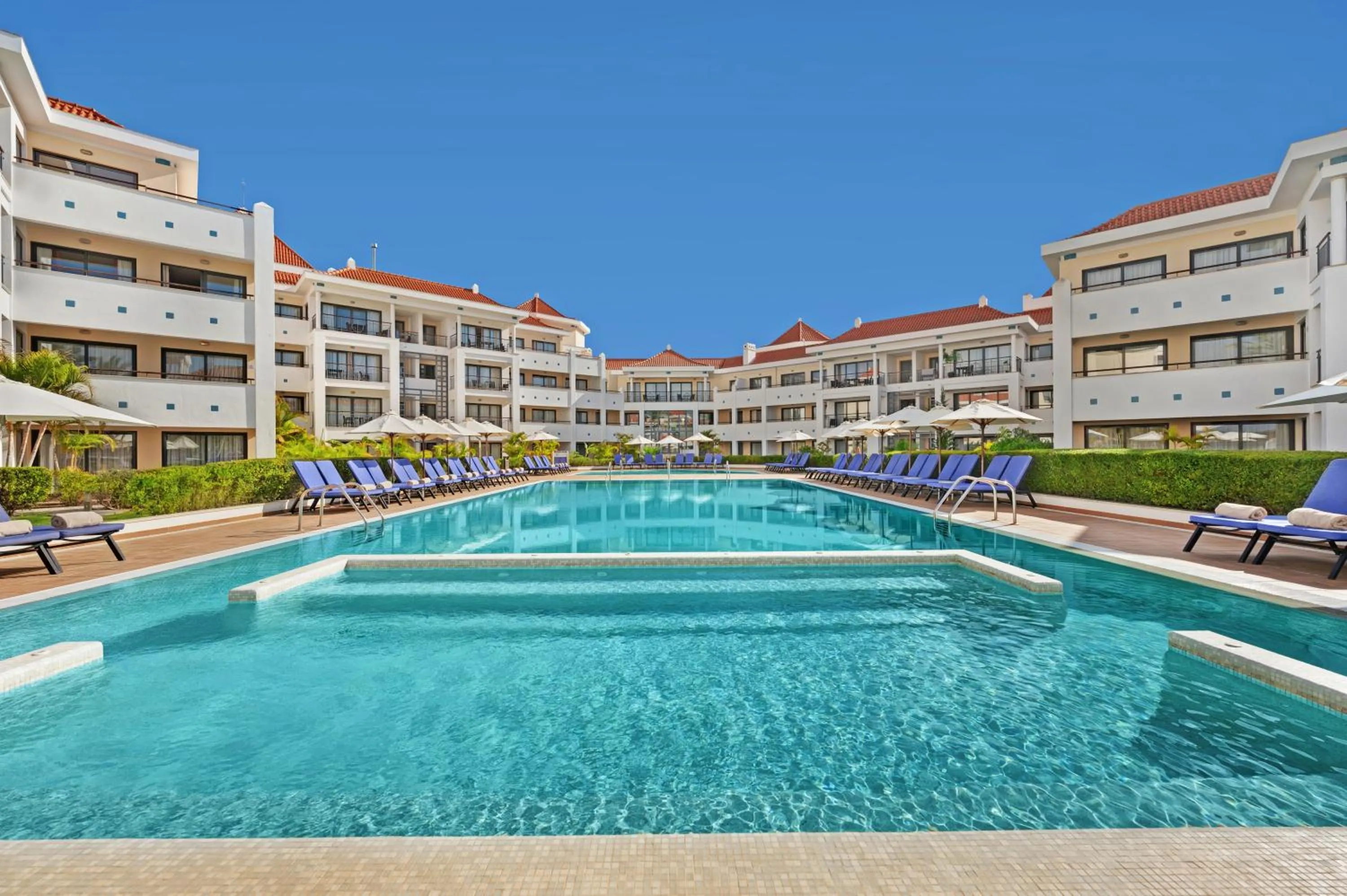 Swimming pool in As Cascatas Golf Resort & Spa