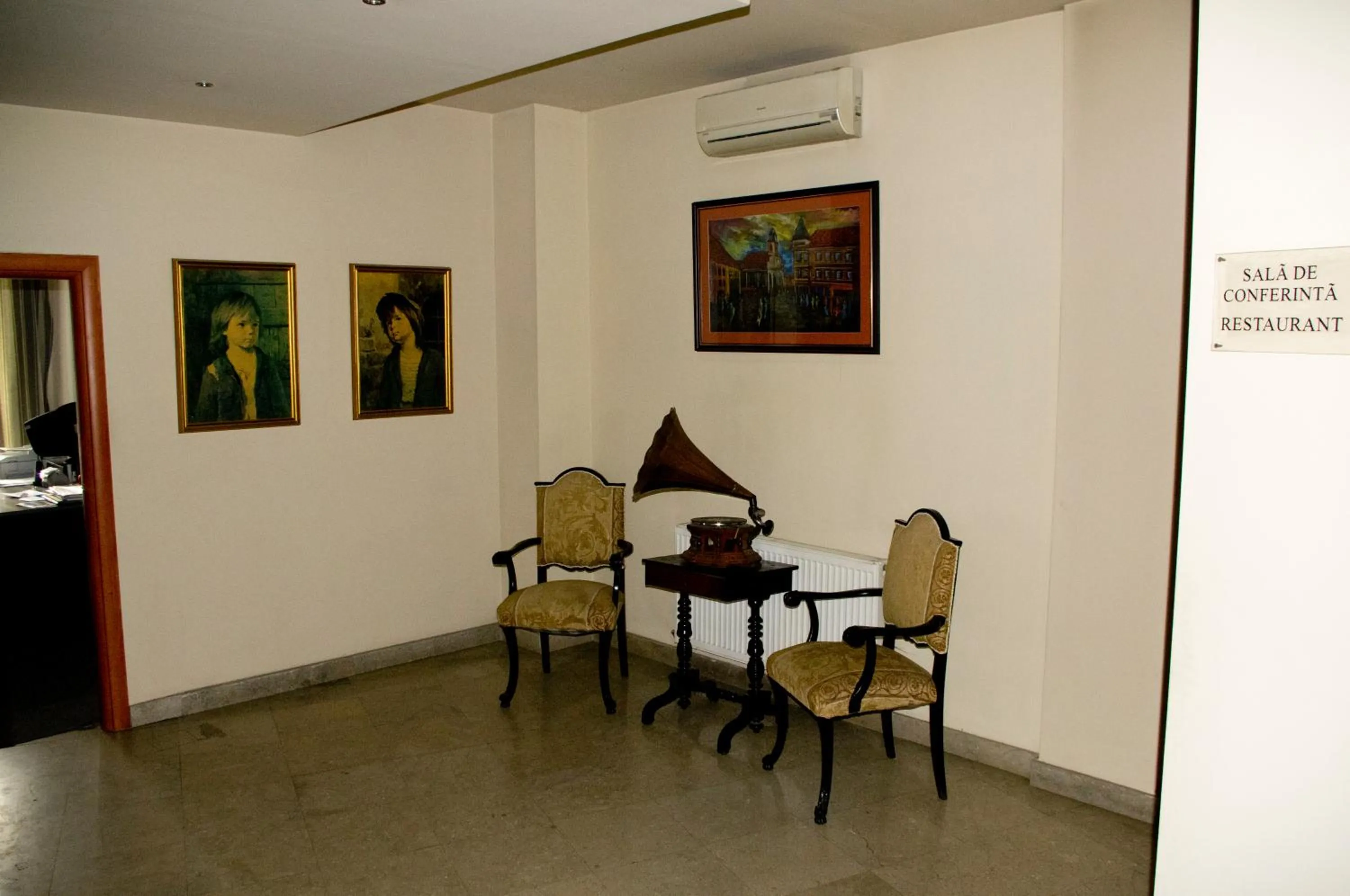 Decorative detail in Hotel Seven