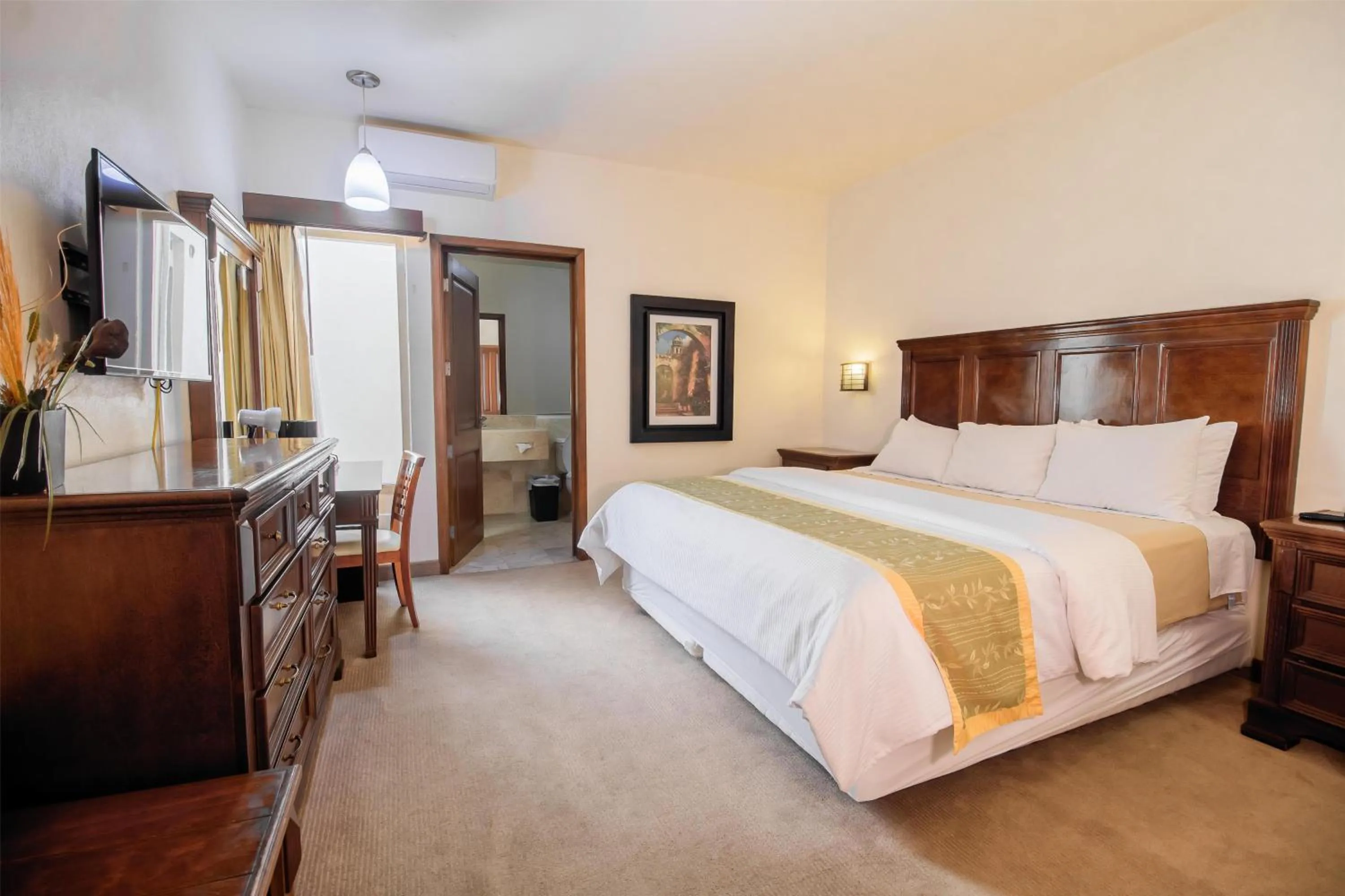 Bedroom in Hecthorny San Carlos Tequisquiapan, BW Signature Collection