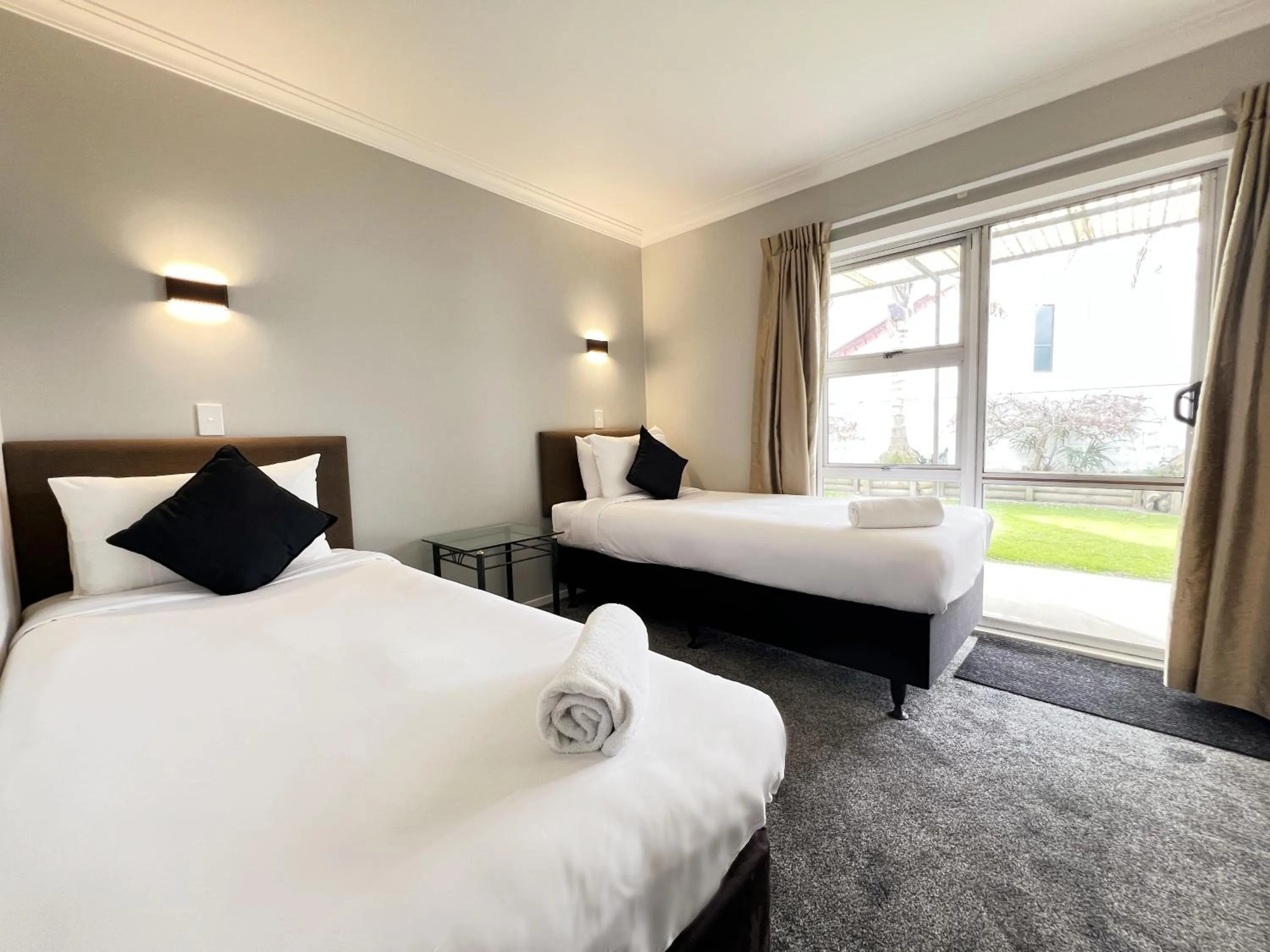 Bedroom, Bed in Barclay Motel