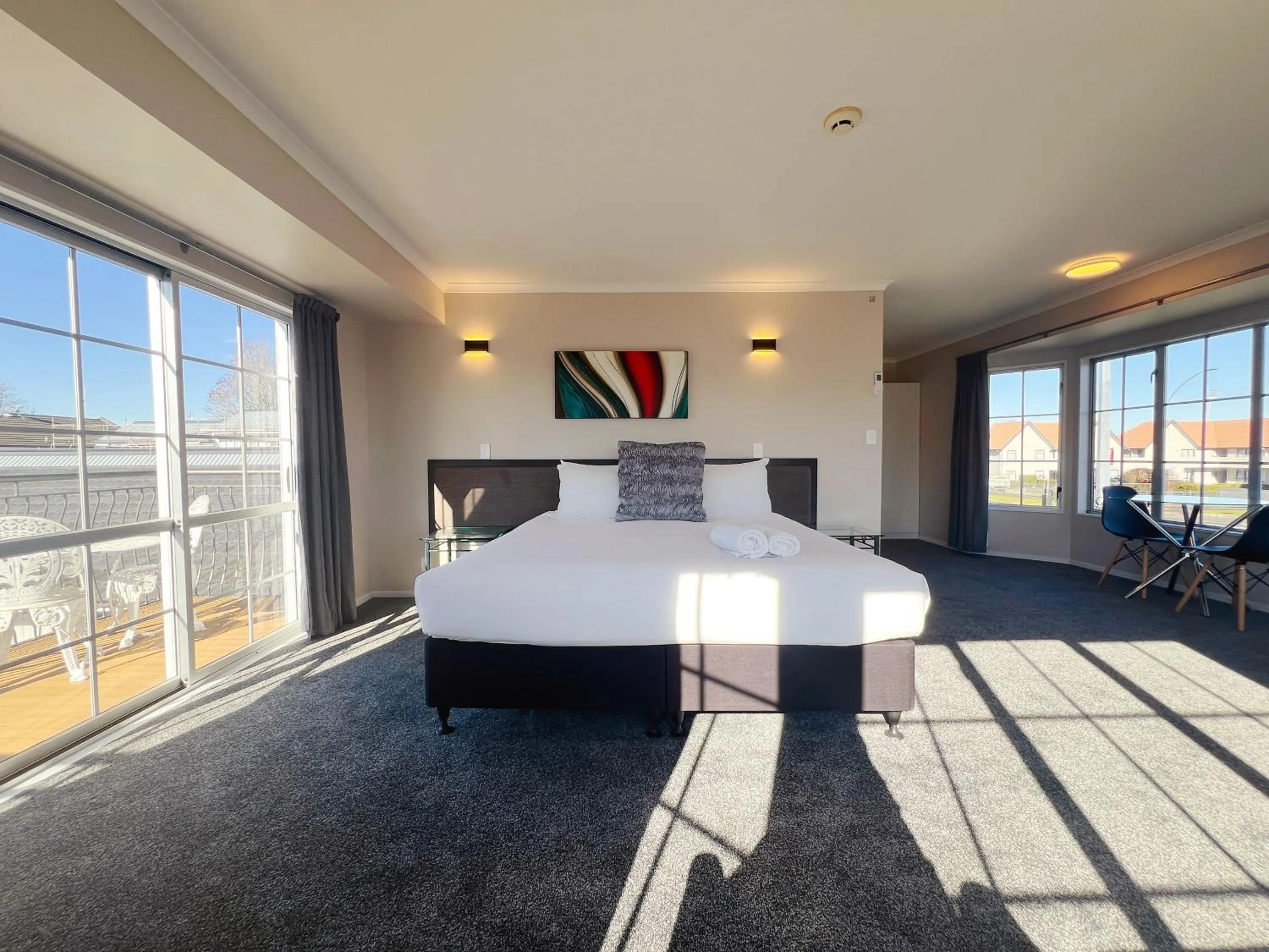 Bed in Barclay Motel