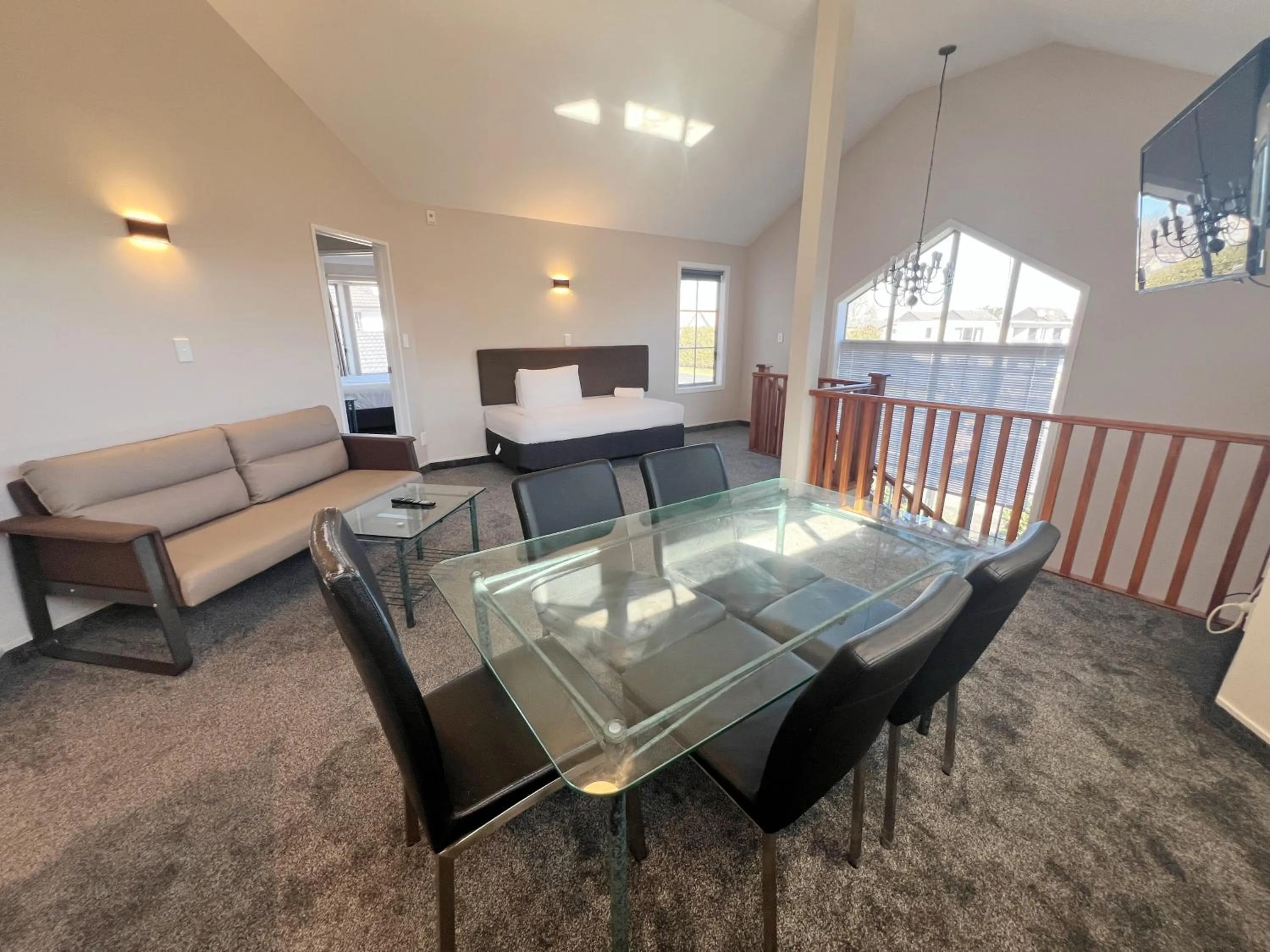 Dining area in Barclay Motel