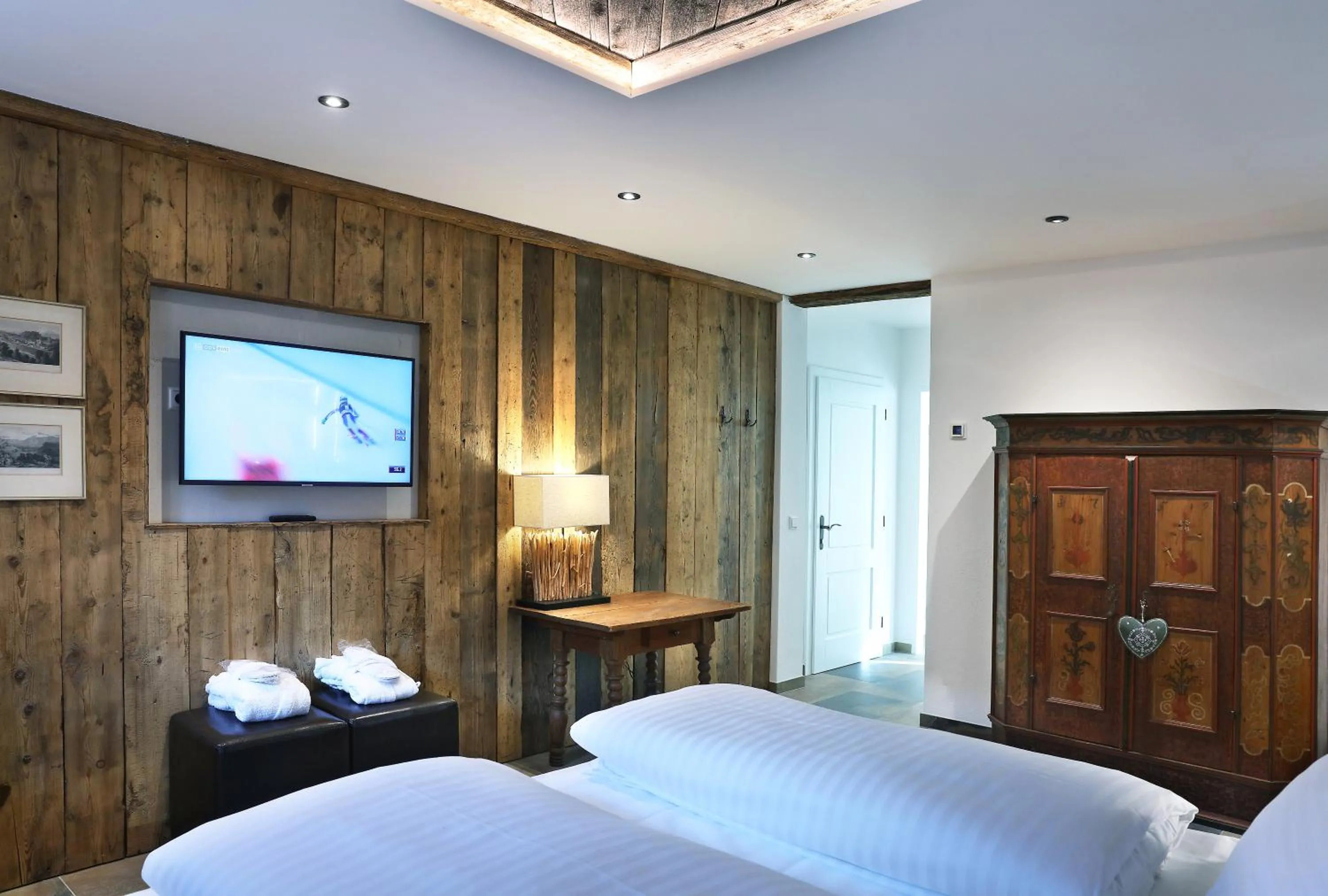 Communal lounge/ TV room, Bed in Landschützer's Country Suites