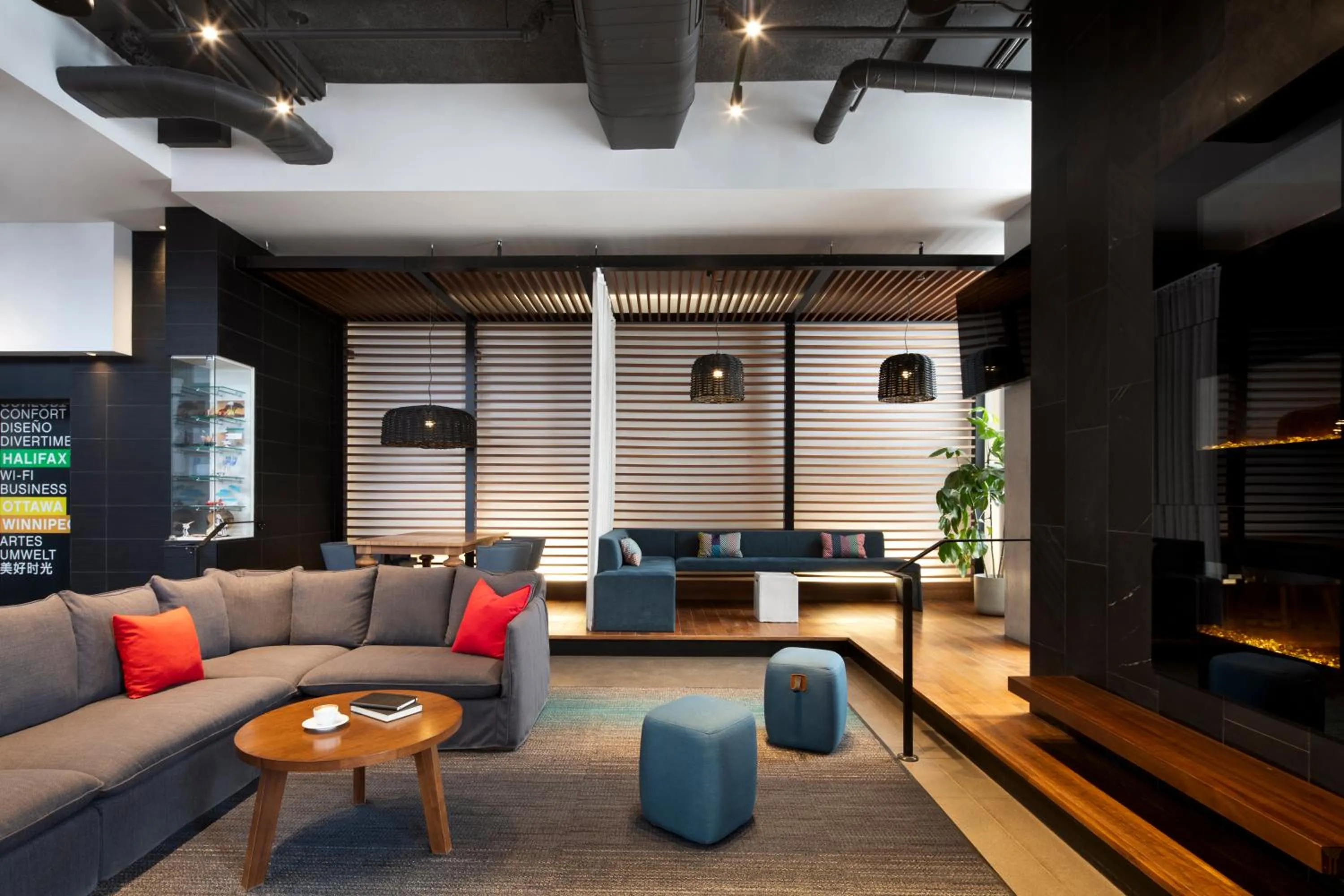 Alt Hotel Toronto Airport