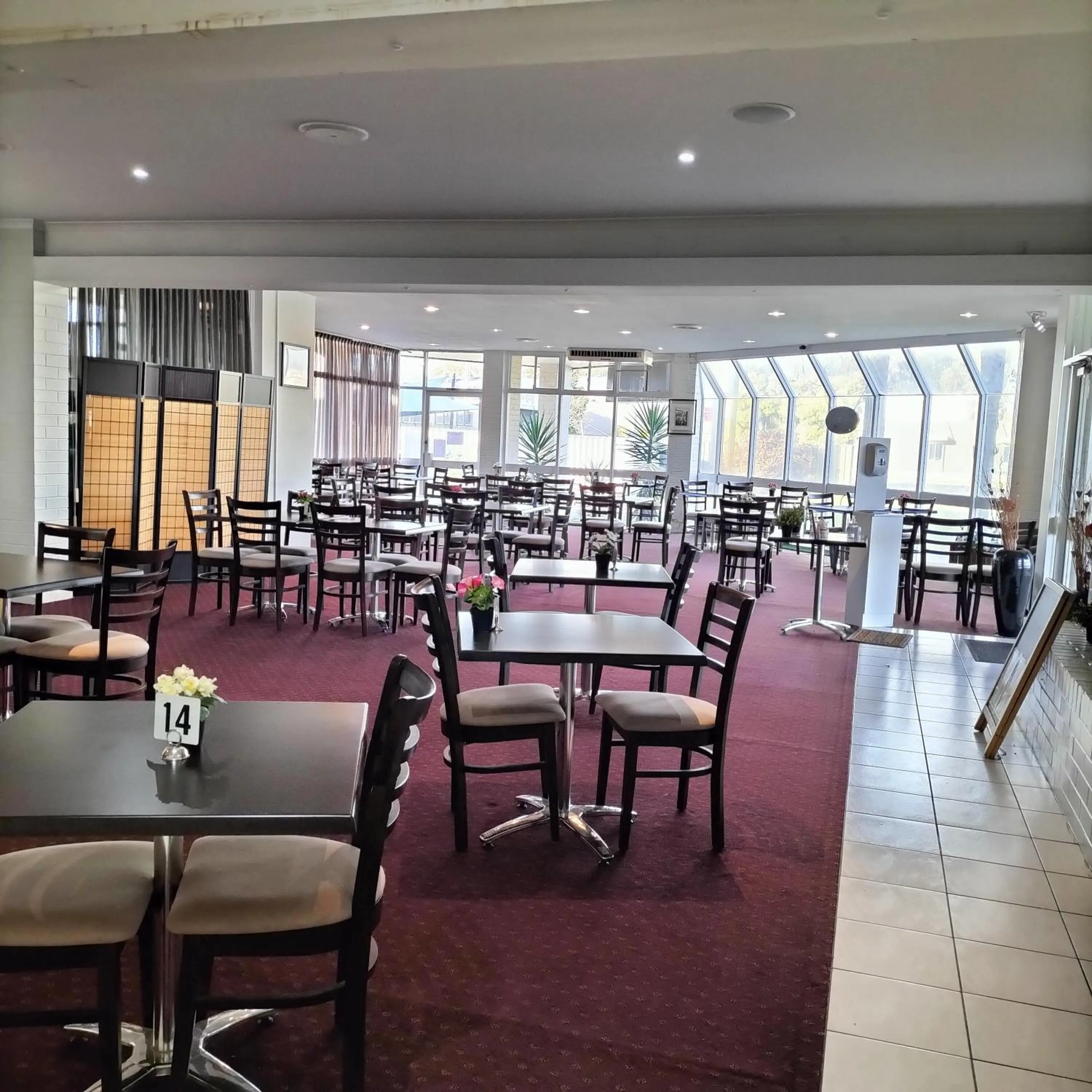 Restaurant/places to eat in Wangaratta Motor Inn