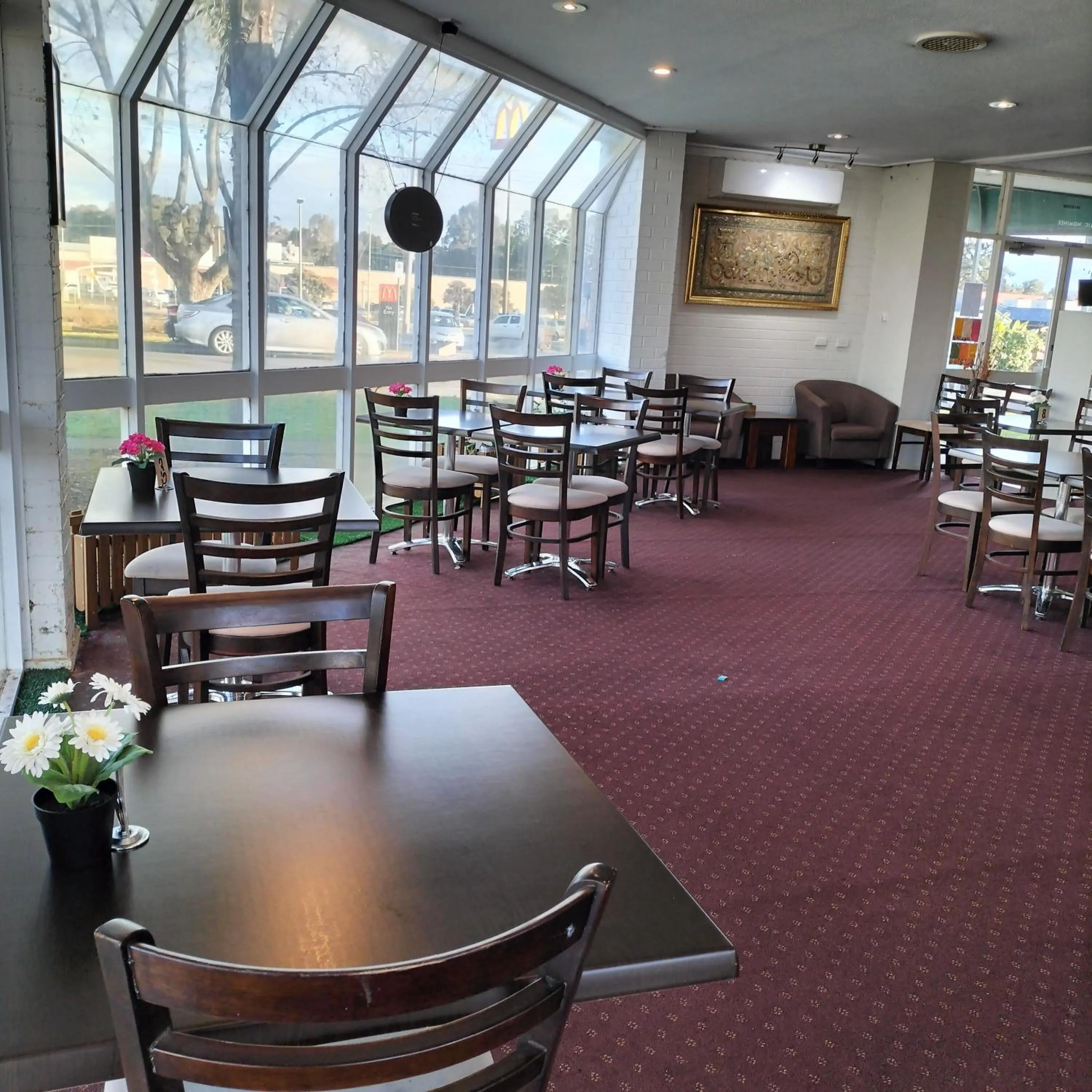 Restaurant/places to eat in Wangaratta Motor Inn