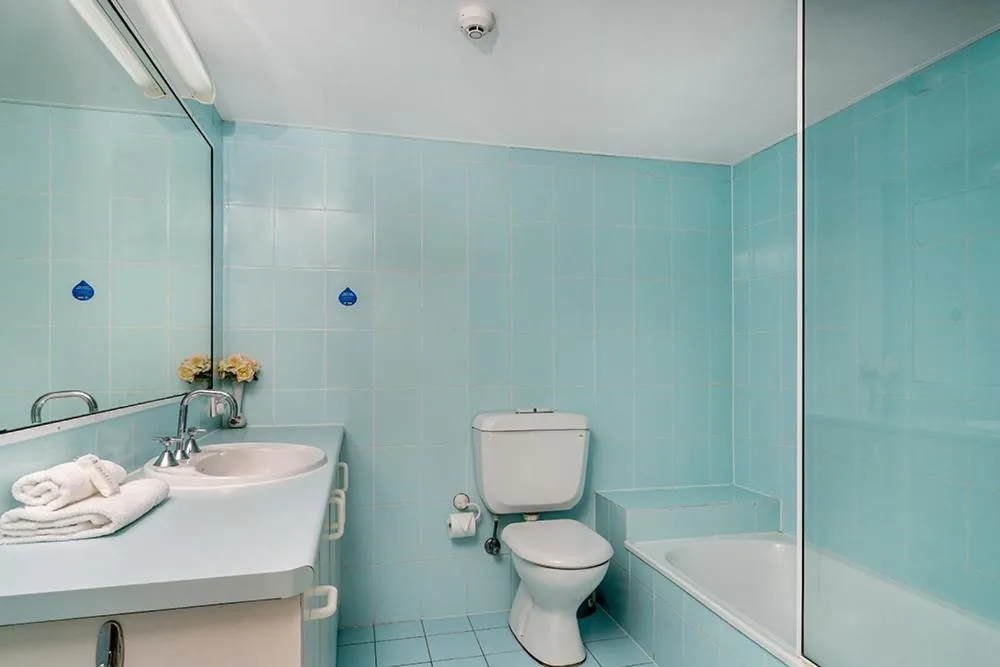 Bathroom in Rainbow Bay Resort Holiday Apartments