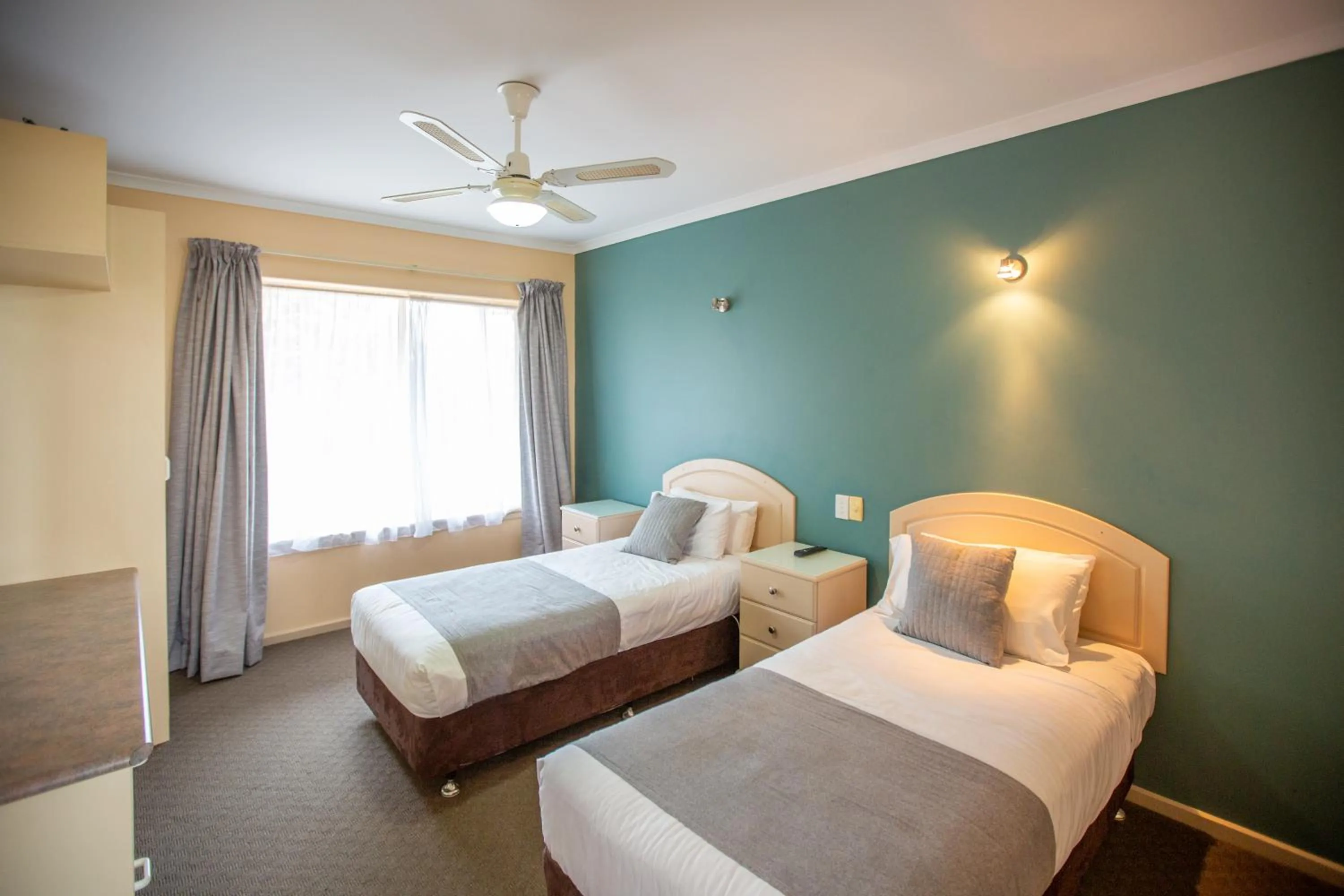 Bedroom, Bed in Comfort Inn Robe