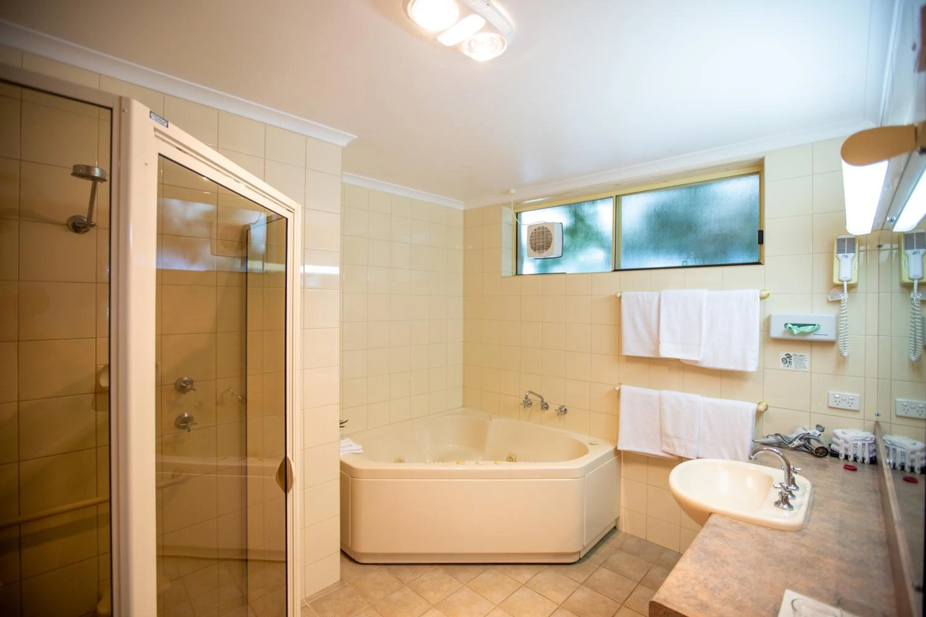 Bathroom in Comfort Inn Robe