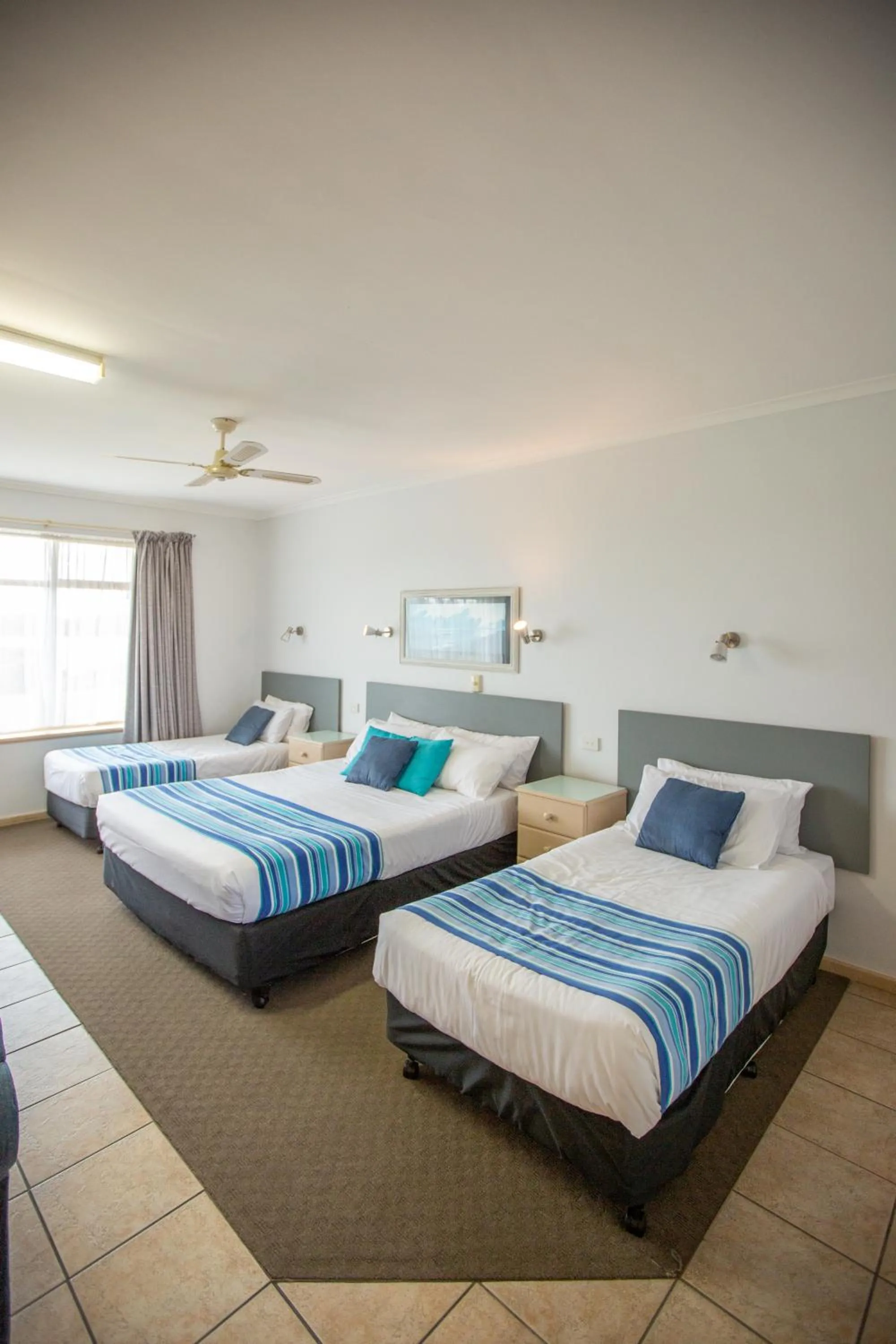 Bedroom, Bed in Comfort Inn Robe