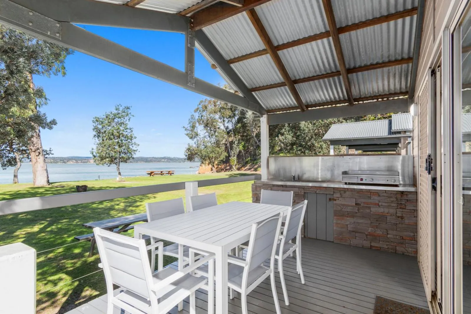Balcony/Terrace in Ingenia Holidays Eden Beachfront