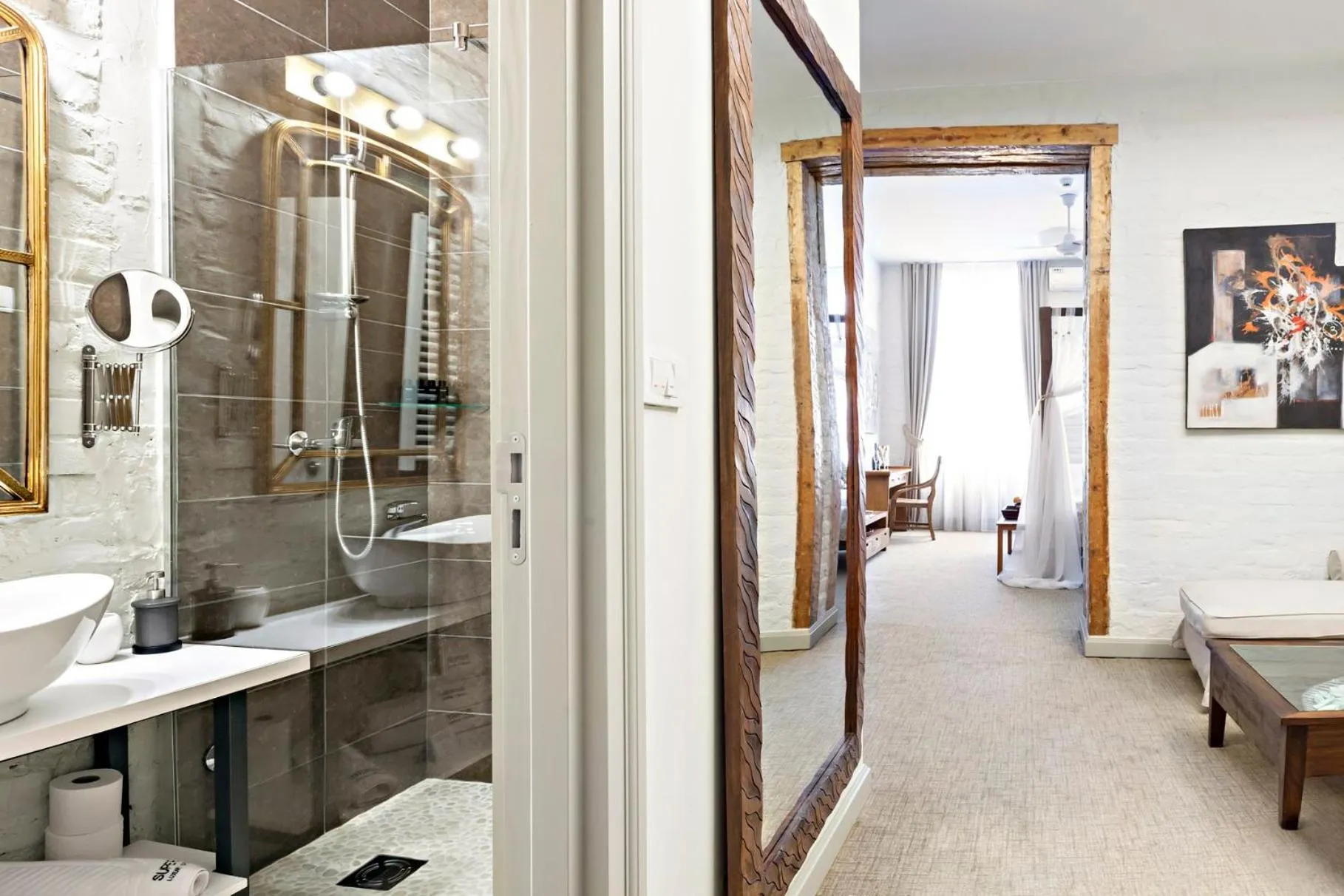 Shower in SuperB Luxury Suites