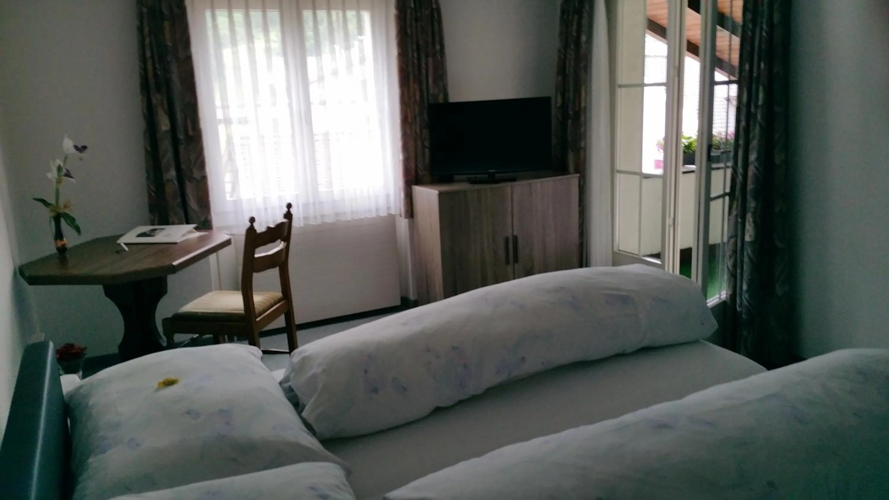 Bed in Gasthaus Post
