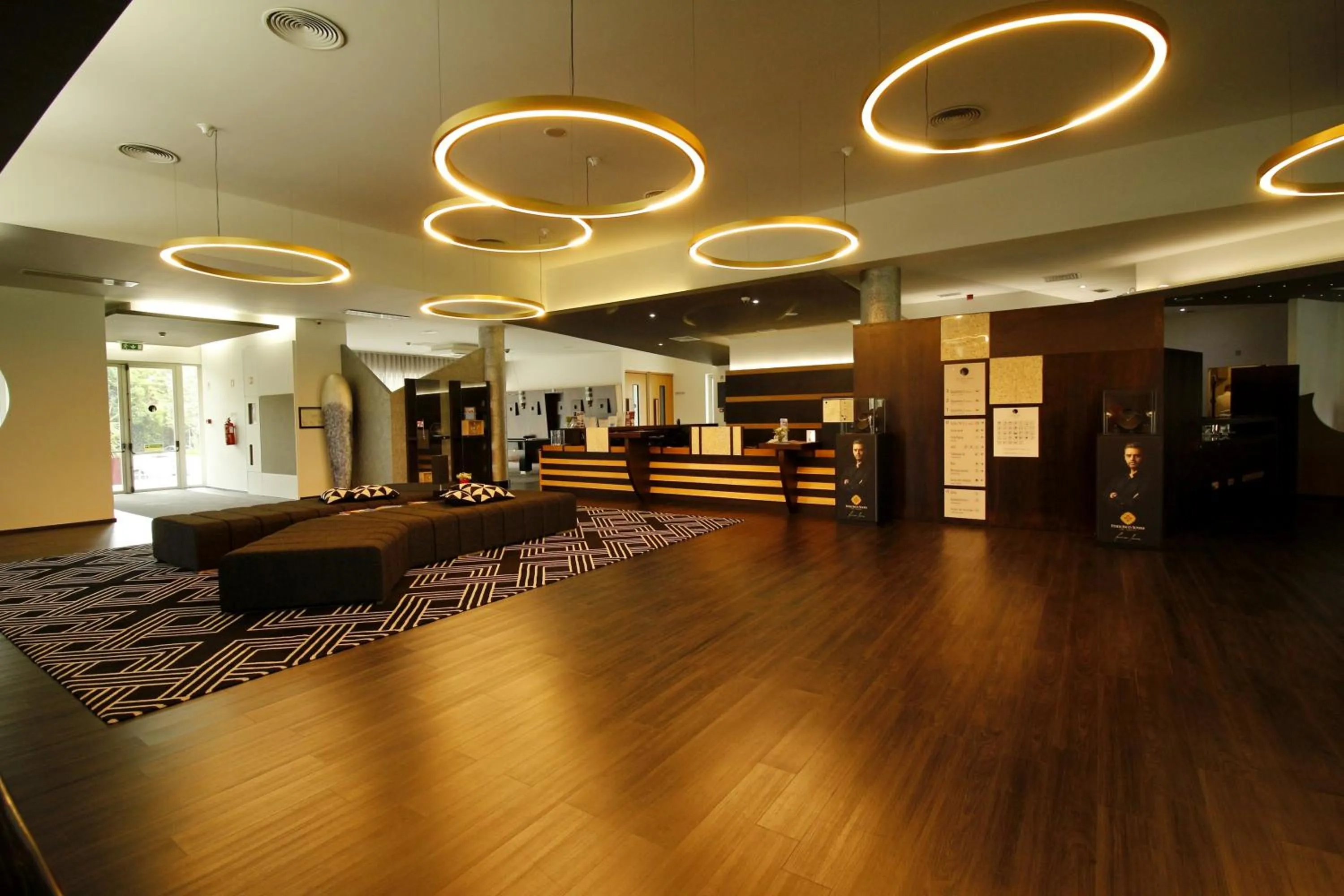 Lobby or reception in Penafiel Park Hotel & Spa
