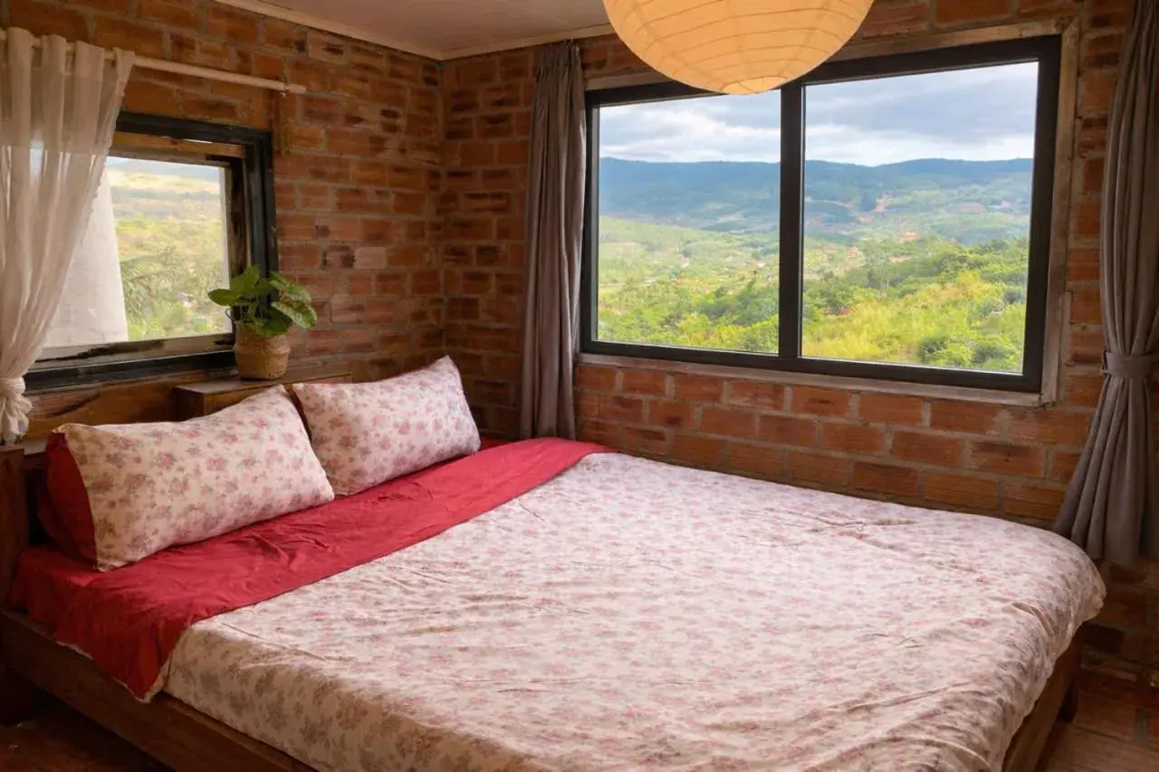 Standard Double Room with Shared Bathroom in Midori Heritage Coffee Farm Standard Double Room with Shared Bathroom in Midori Heritage Coffee Farm