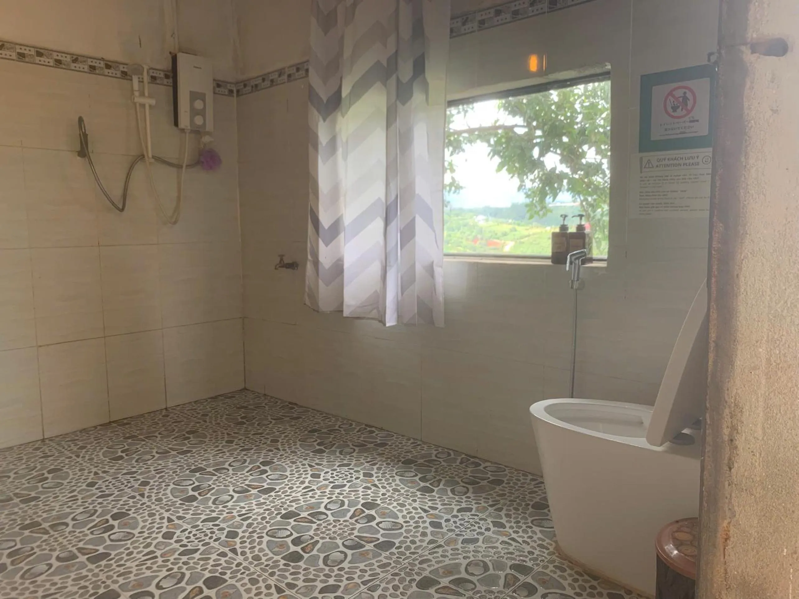 Toilet in Midori Heritage Coffee Farm