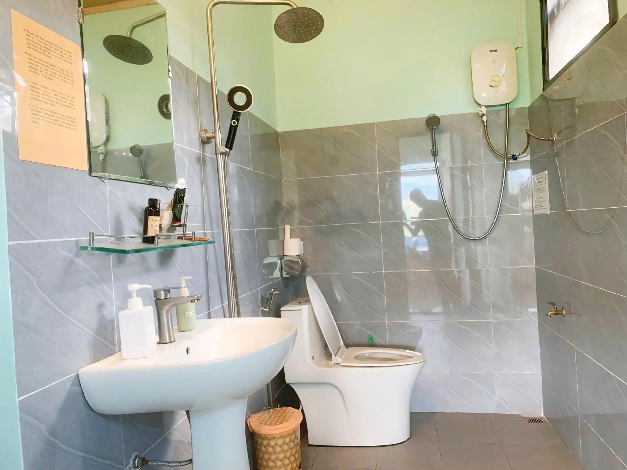 Toilet in Midori Heritage Coffee Farm