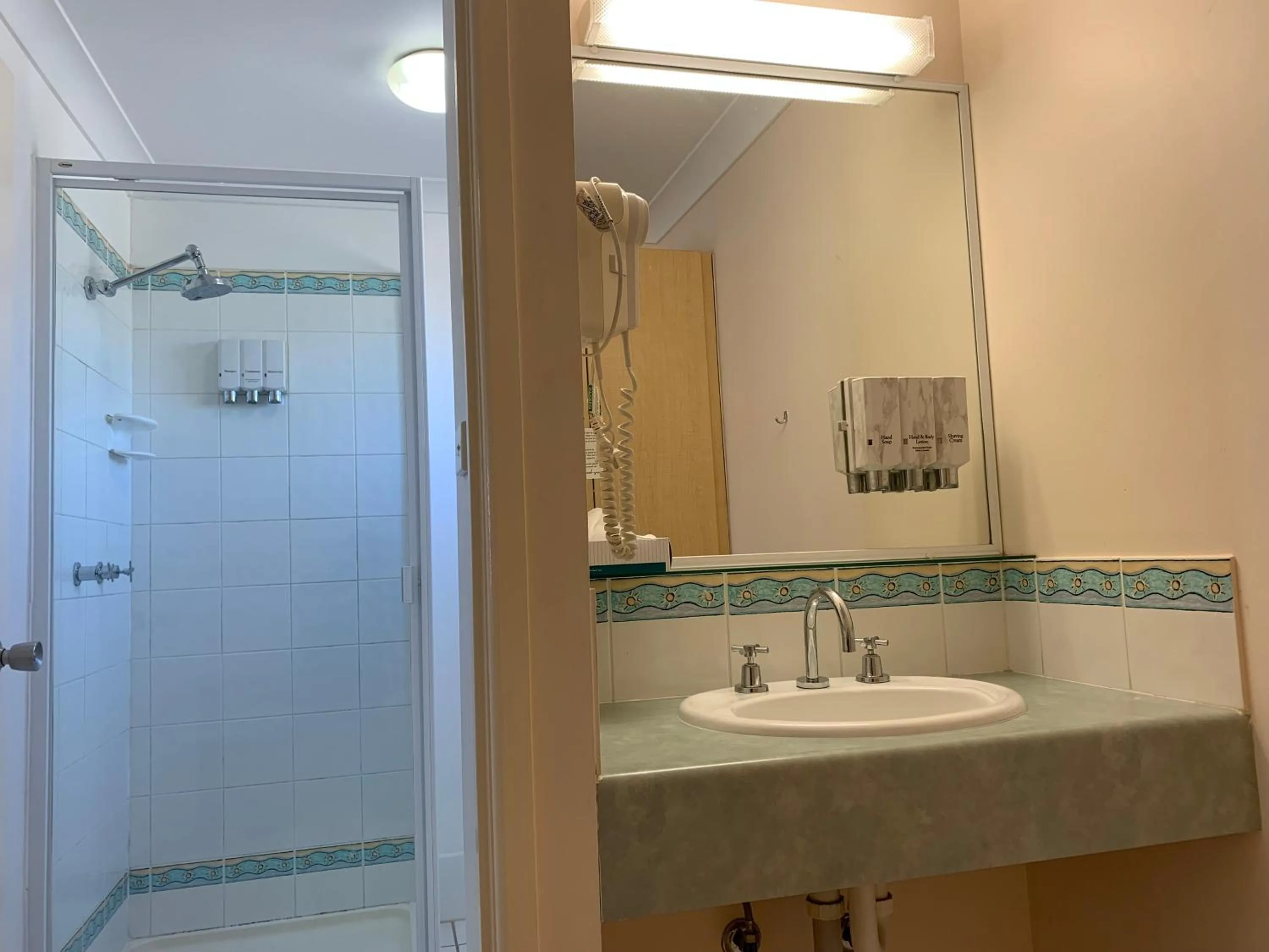 Bathroom in Silo Motor Inn Biloela